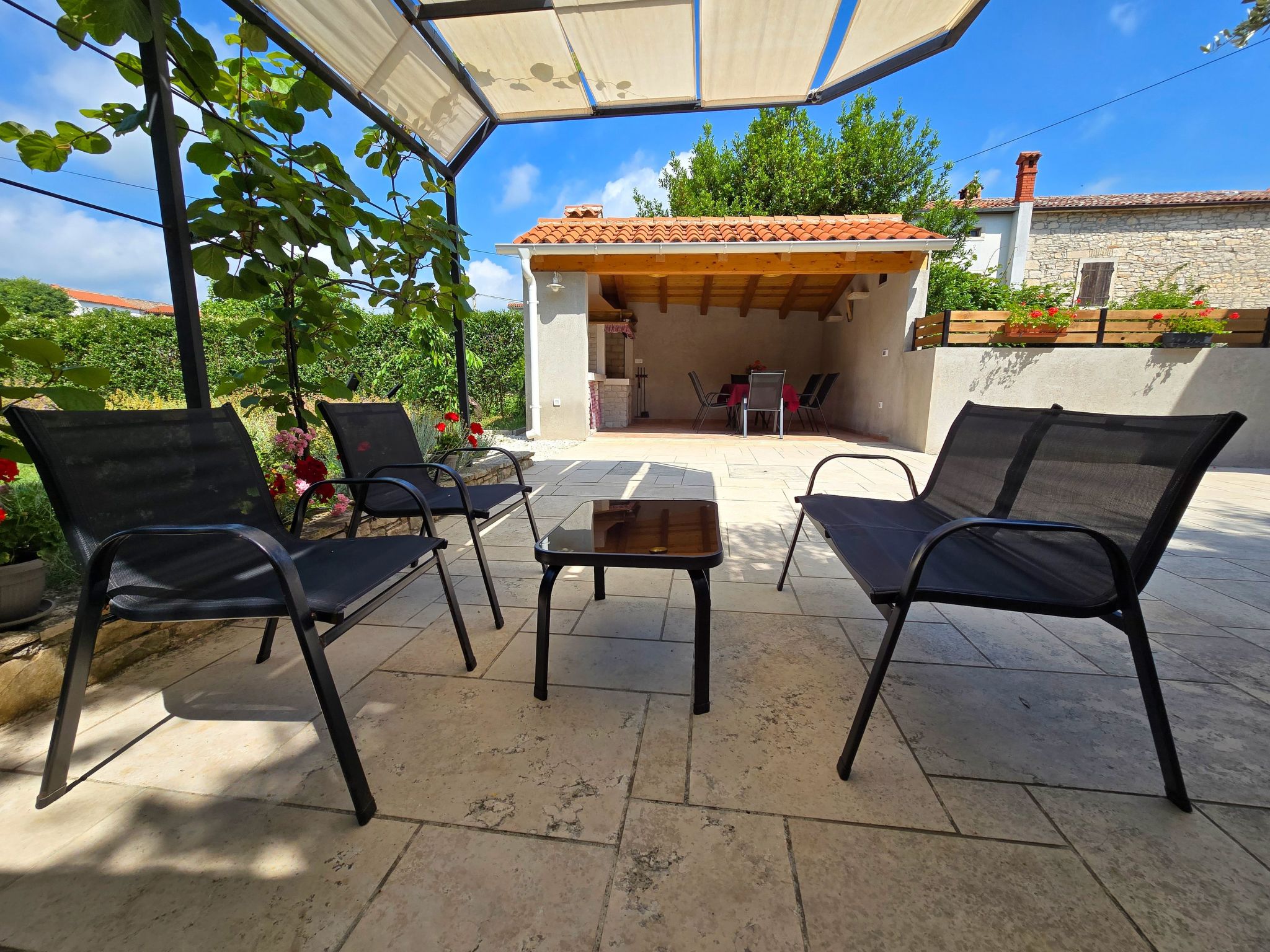 Typisch istrisches Steinhaus Brnistra in Rakalj-Binnen