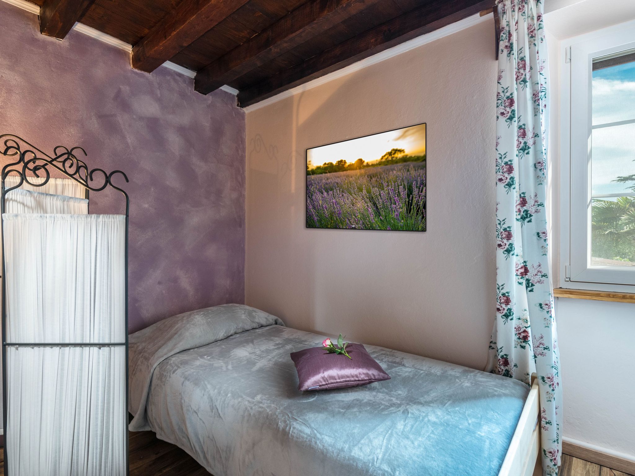 Mit Garten, Terrasse und Grill-Binnen