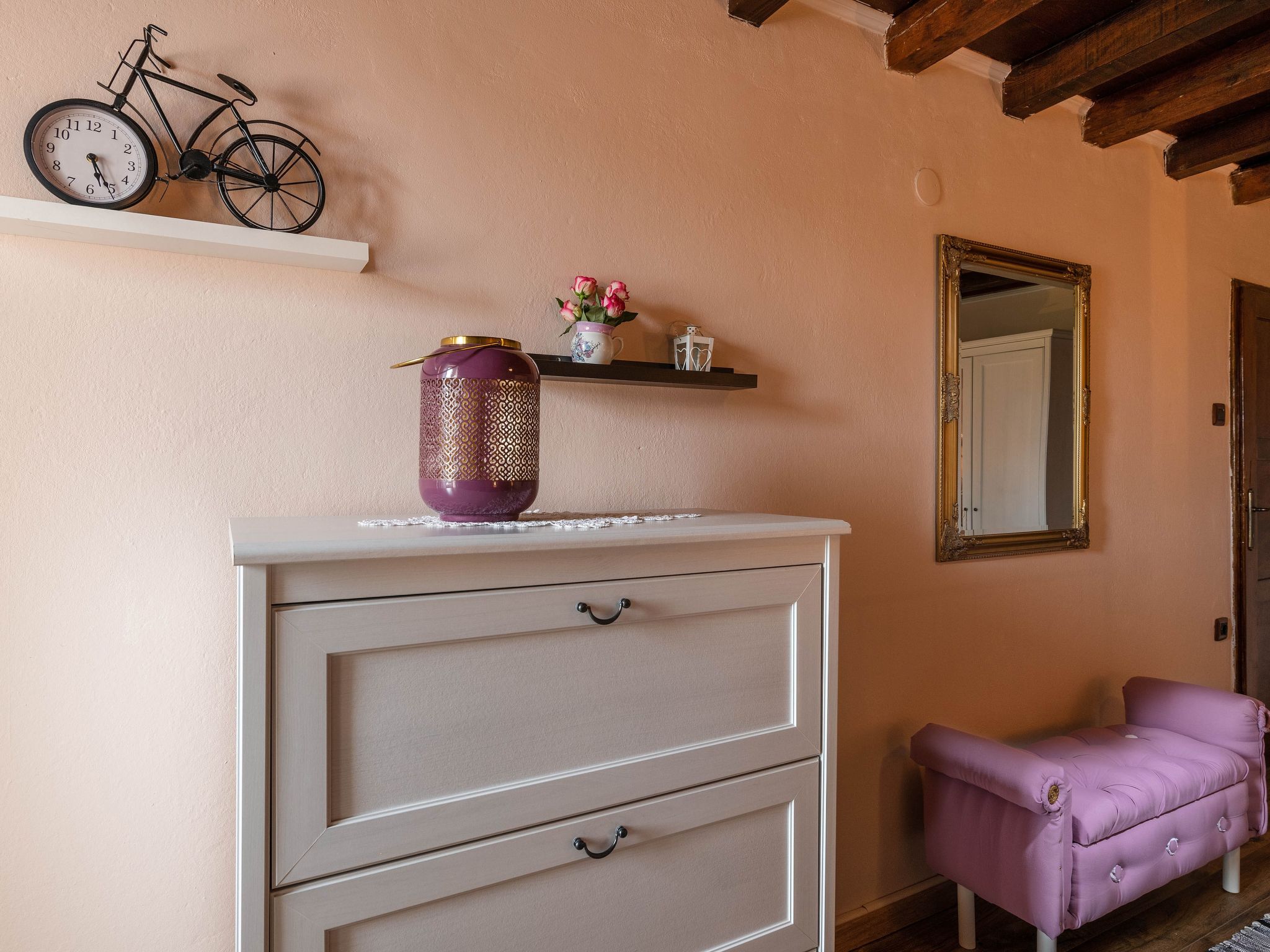 Mit Garten, Terrasse und Grill-Binnen