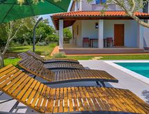 Villa Agatha: Moderne vrijstaande villa met privézwembad bij Krnica - thumbnail 2