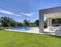 Villa Histria: Vrijstaande oase met privézwembad en zeezicht bij Krnica - thumbnail 4