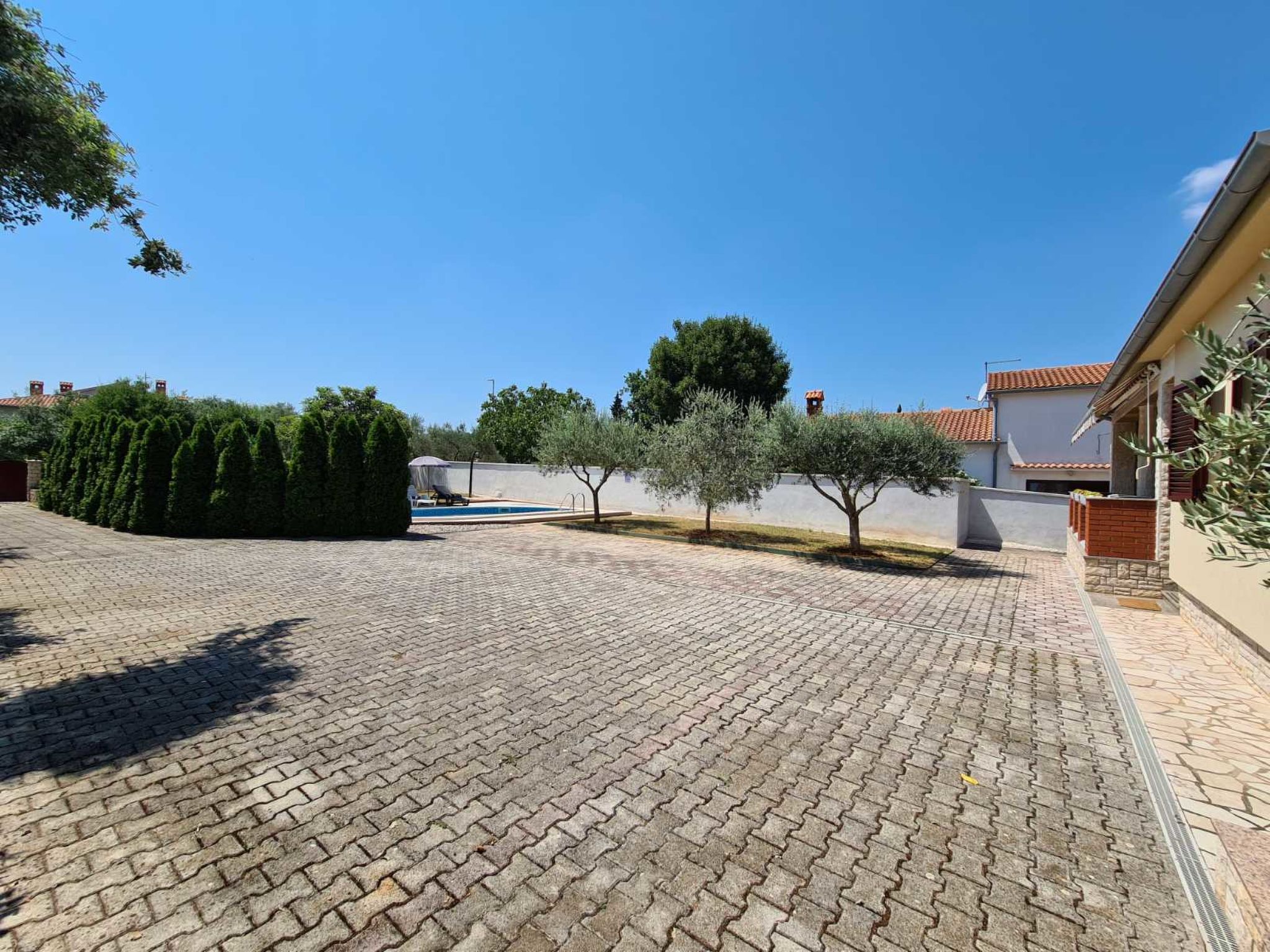 House 333 - Image-tags.info