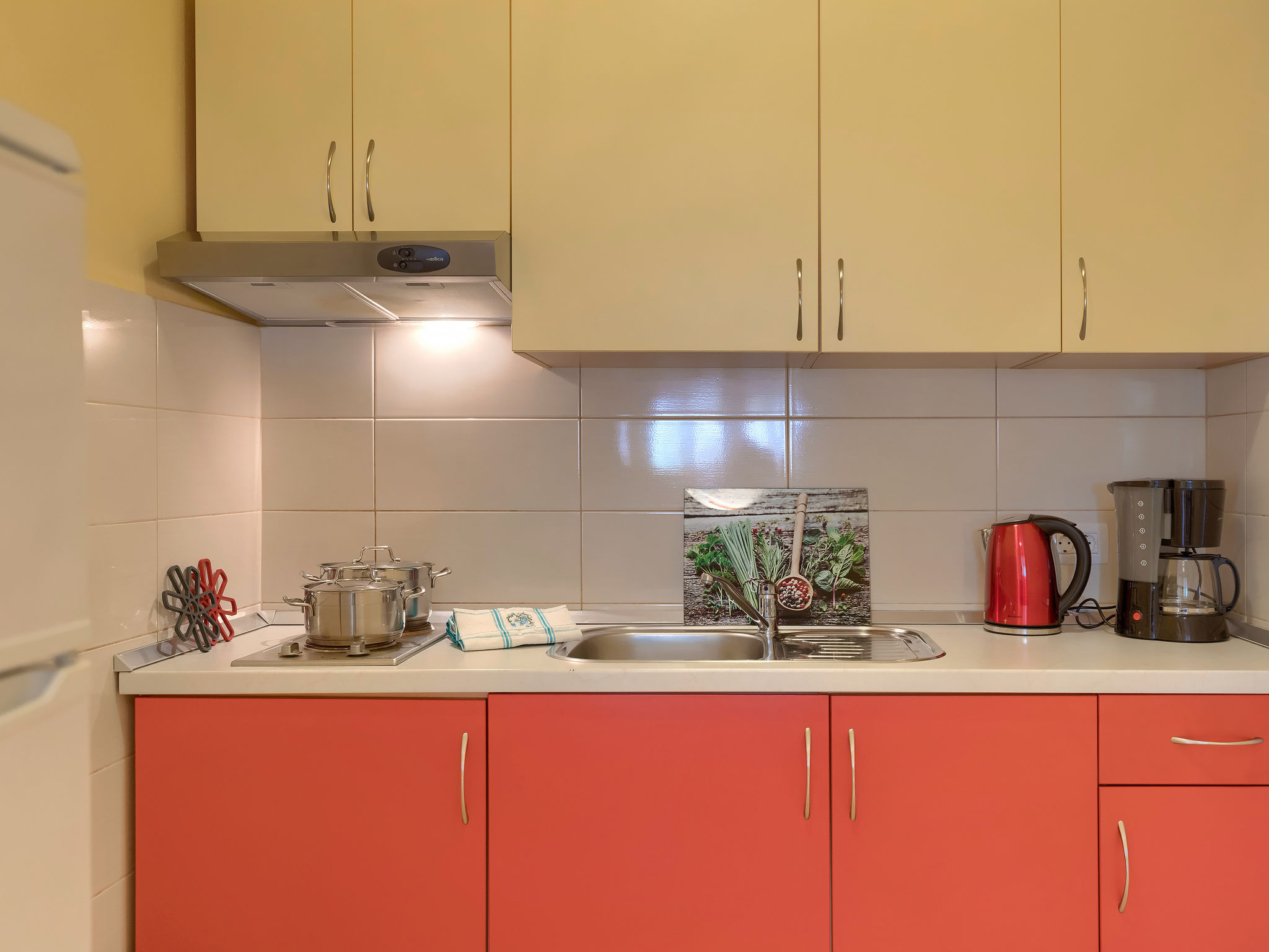 Maison Ljiljana – Cuisine et coin repas, photo 8 sur 33