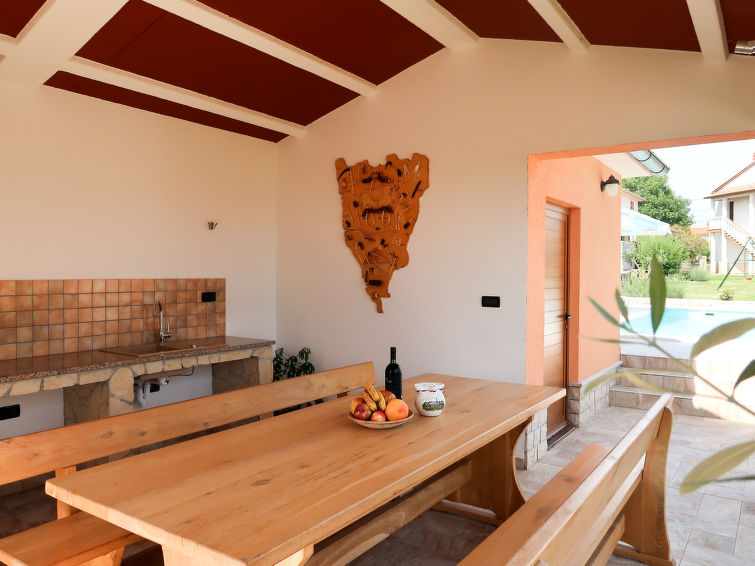 Search and Stay destination Rakalj, Istarska županija - Croatia from AU$ 113. Martina (LBN377)