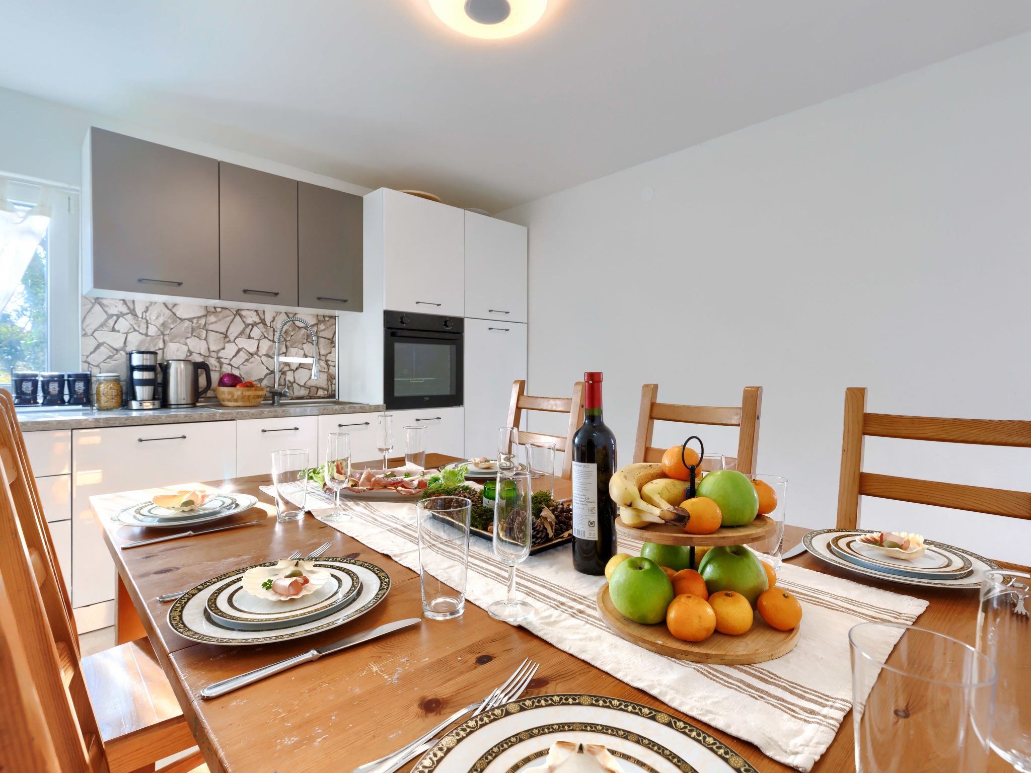 Kitchen / Dining Room