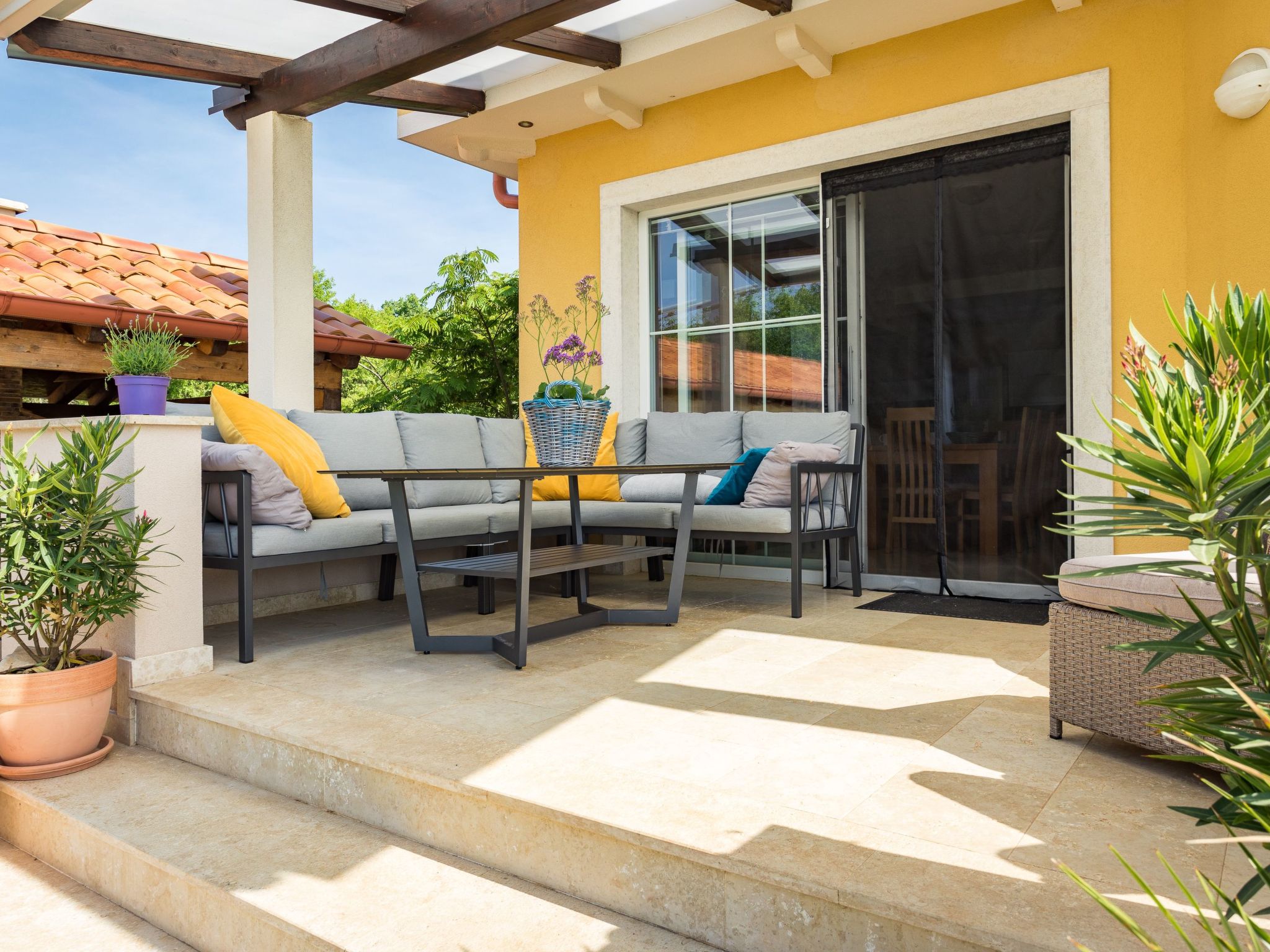 Villa Krase mit Pool-Dedans