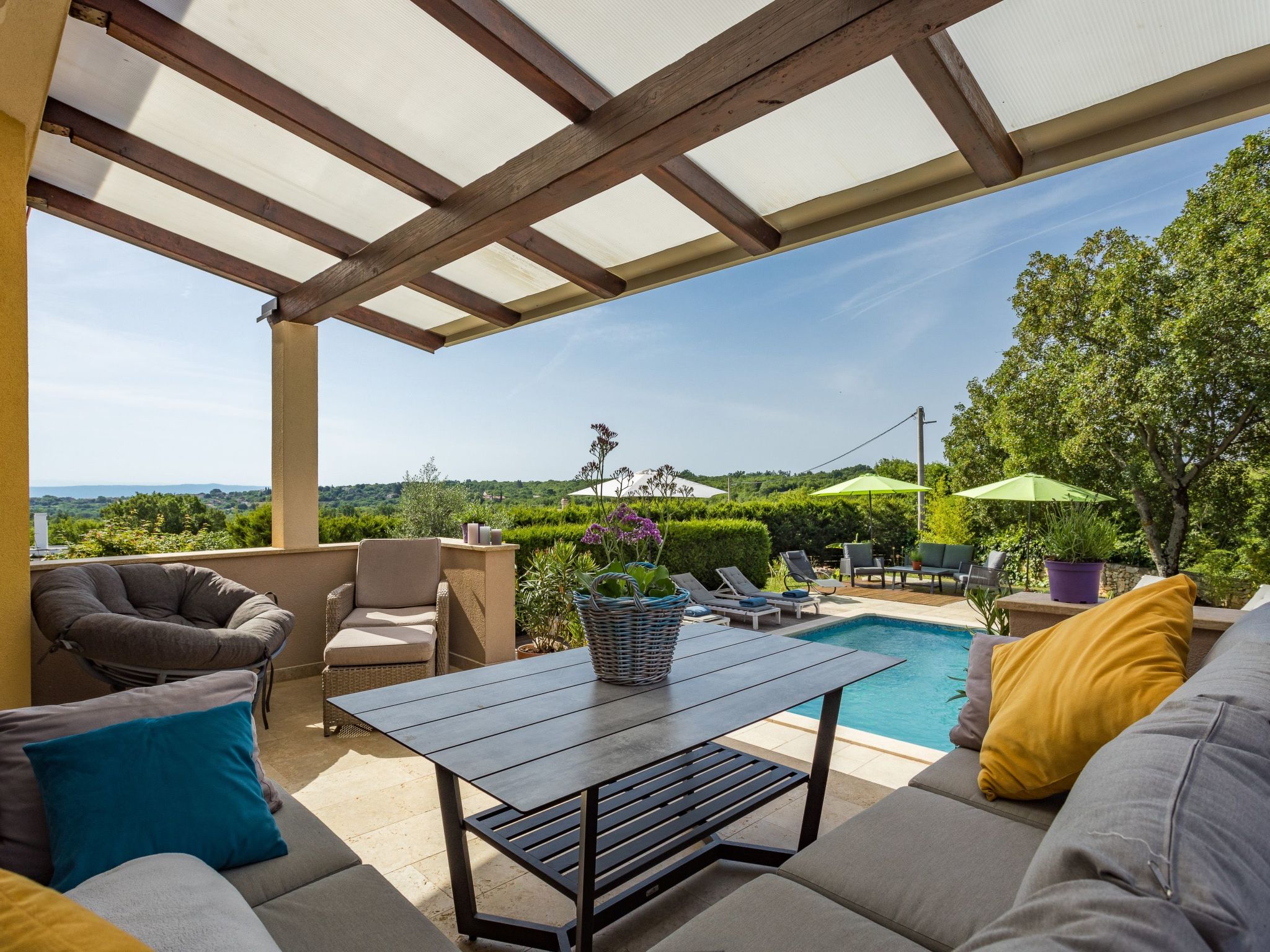 Villa Krase mit Pool-Dedans