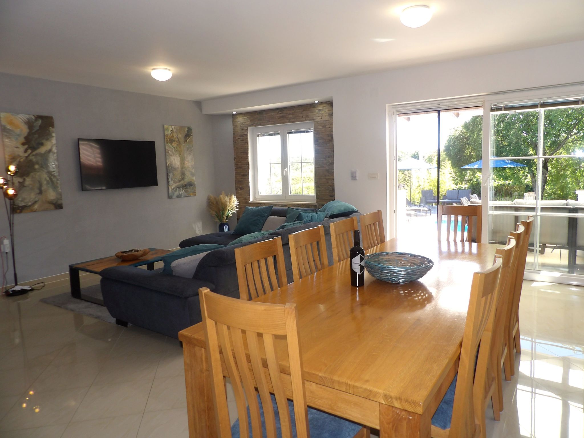 Villa Krase mit Pool-Dedans