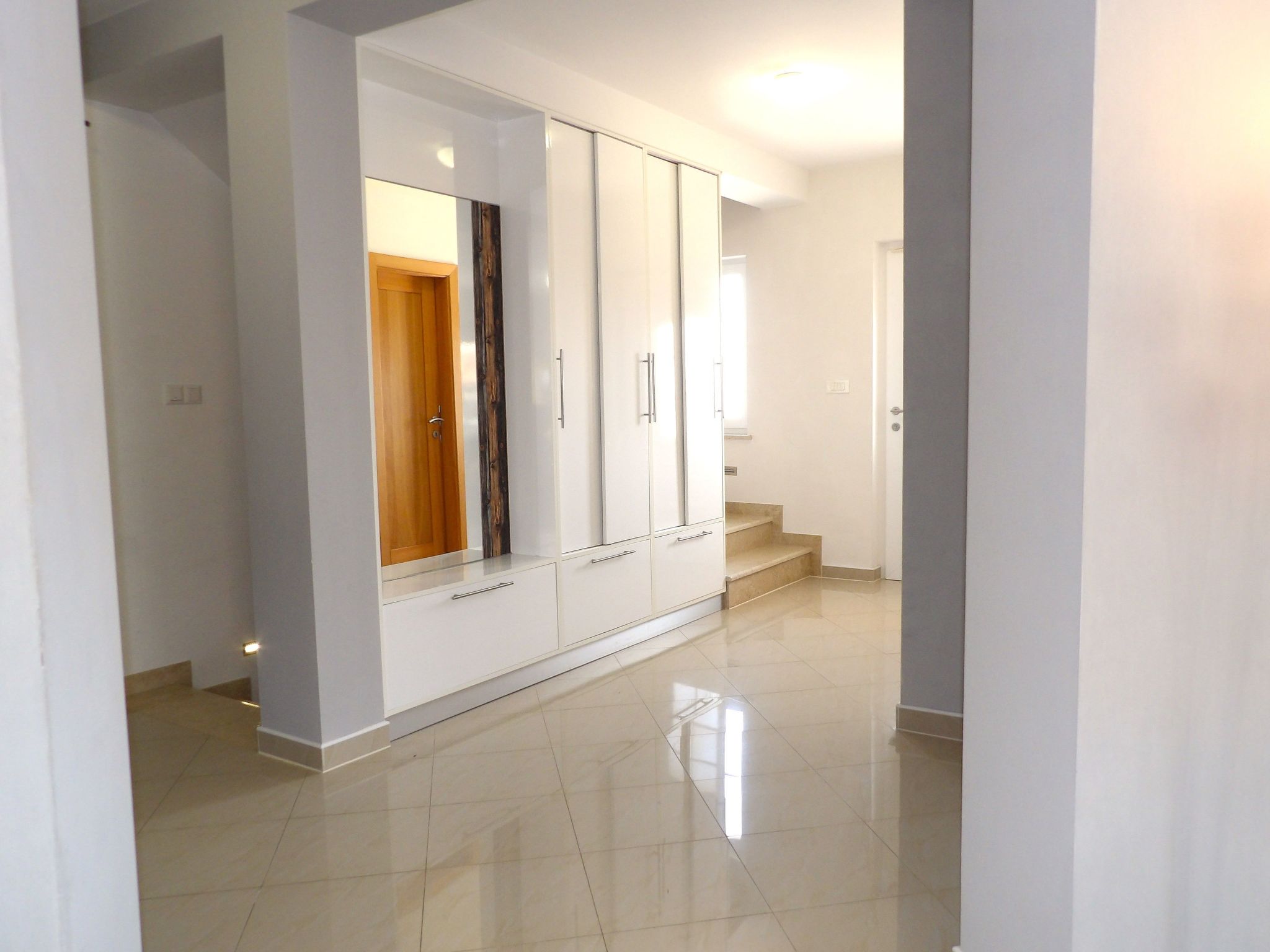 Villa Krase mit Pool-Inside