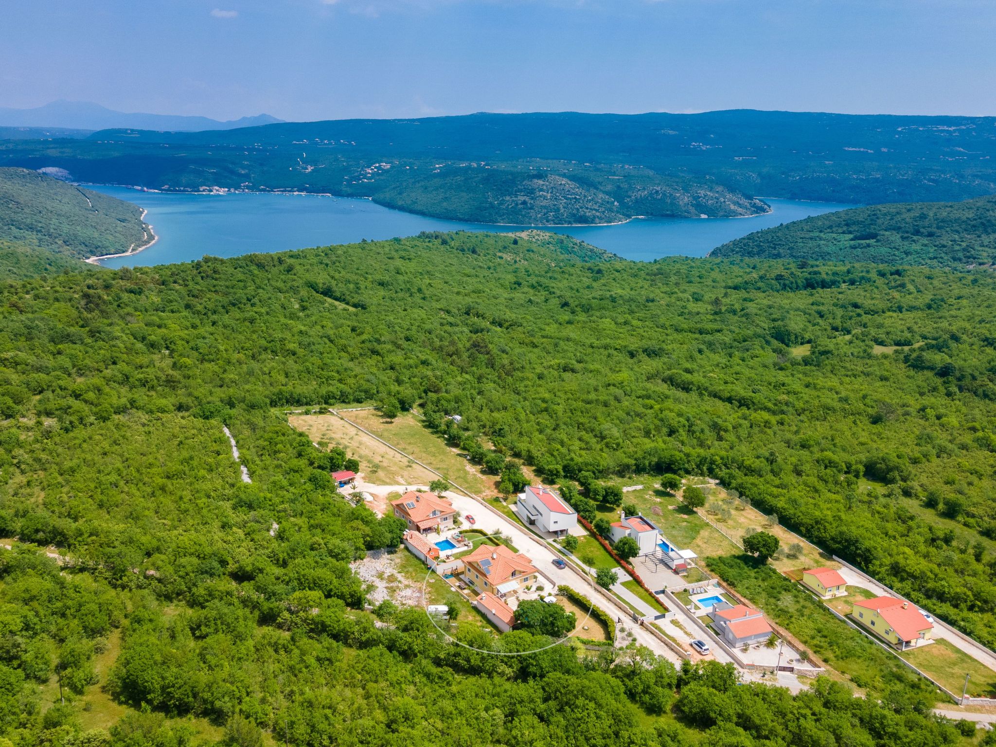 Villa Krase mit Pool-Dedans