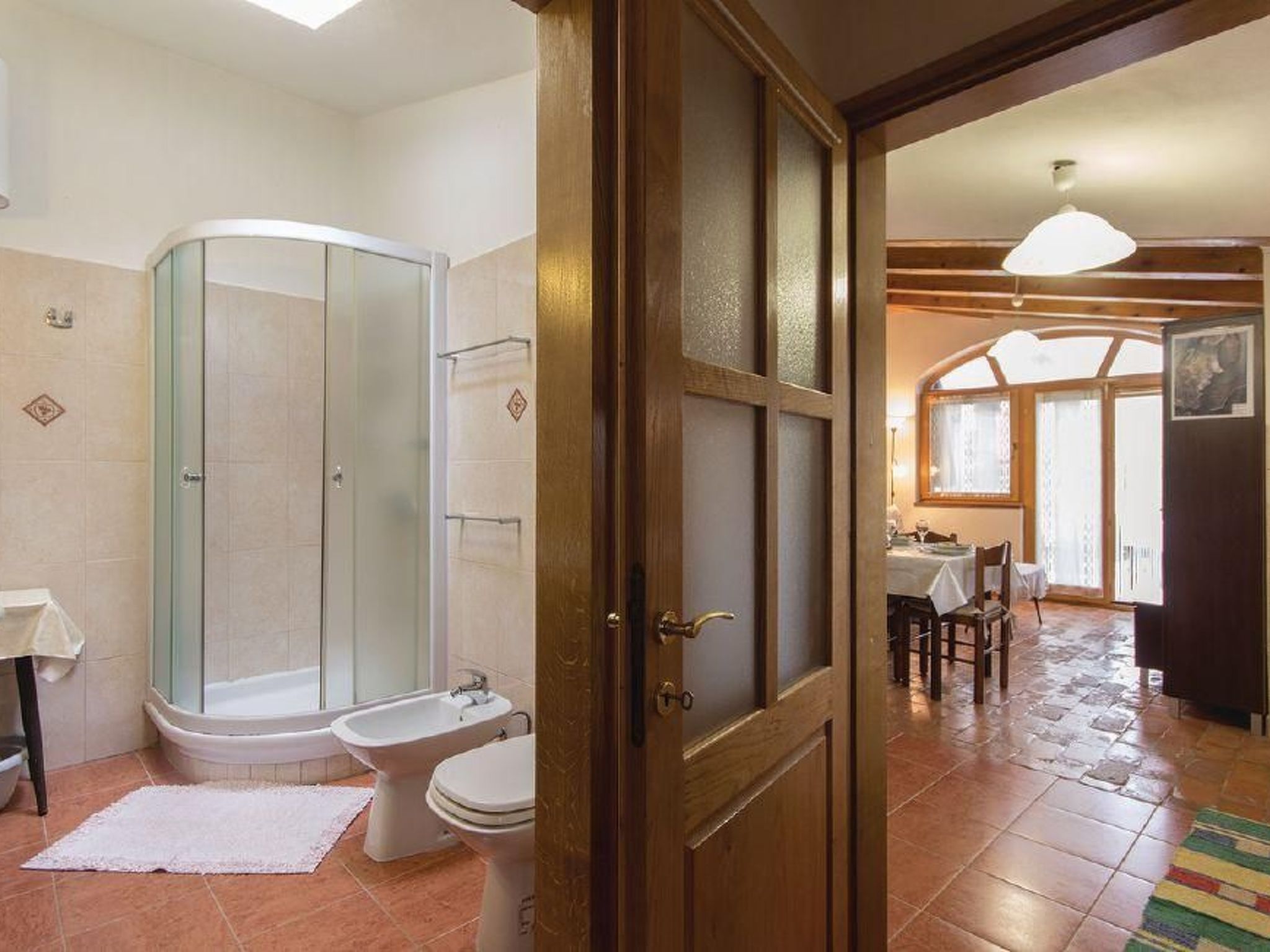 "Vickovi" mit Gemeinschaftspool-Binnen