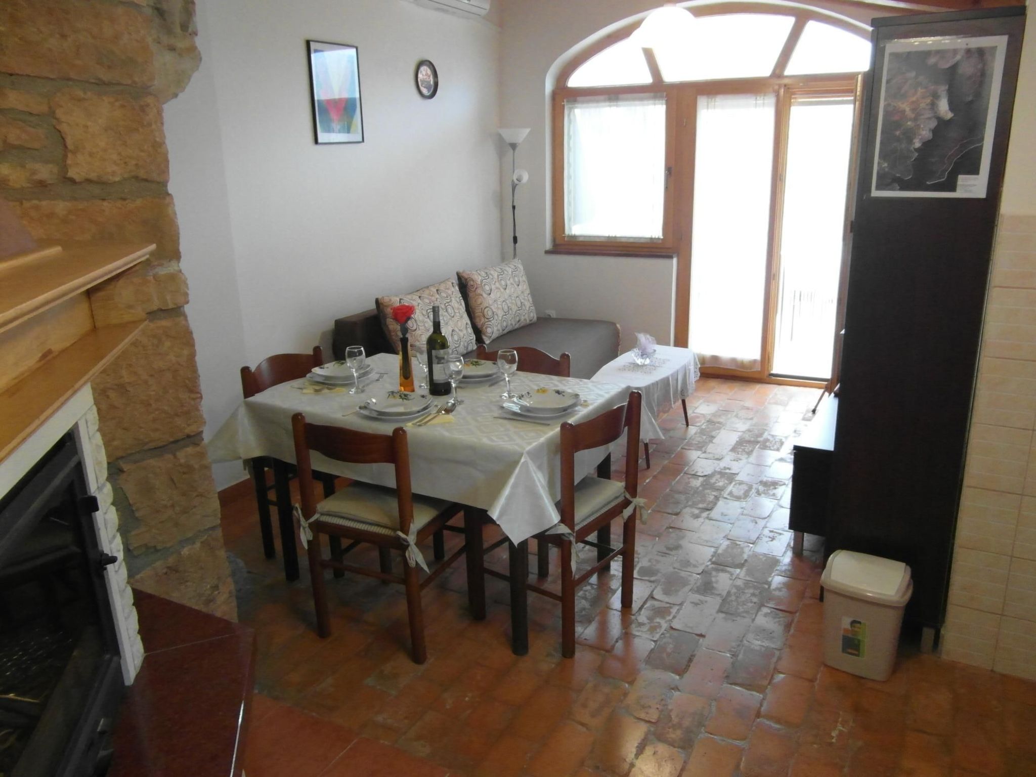 "Vickovi" mit Gemeinschaftspool-Binnen