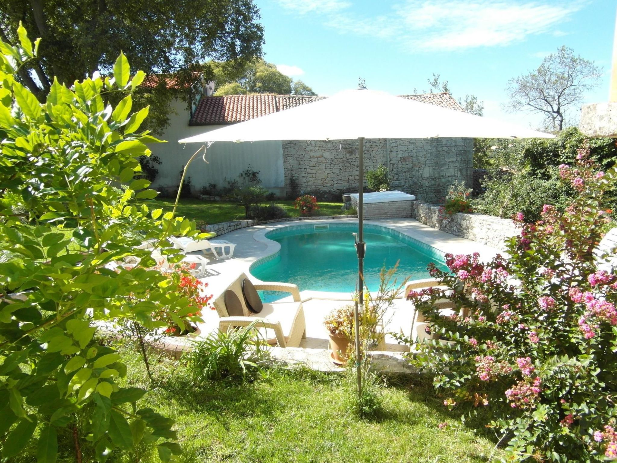 Villa 'Vickovi' mit Gemeinschaftspool-Binnen