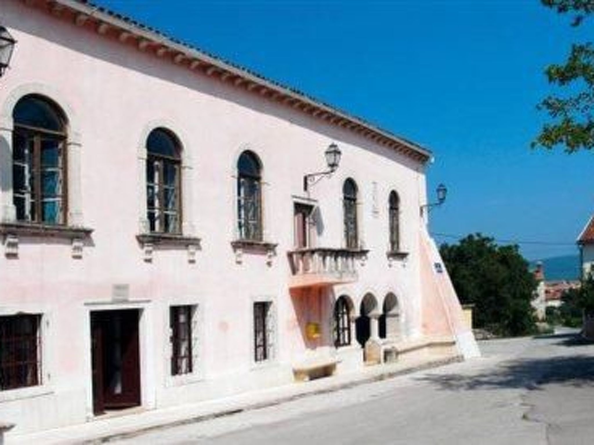 Villa 'Vickovi' mit Gemeinschaftspool-Binnen