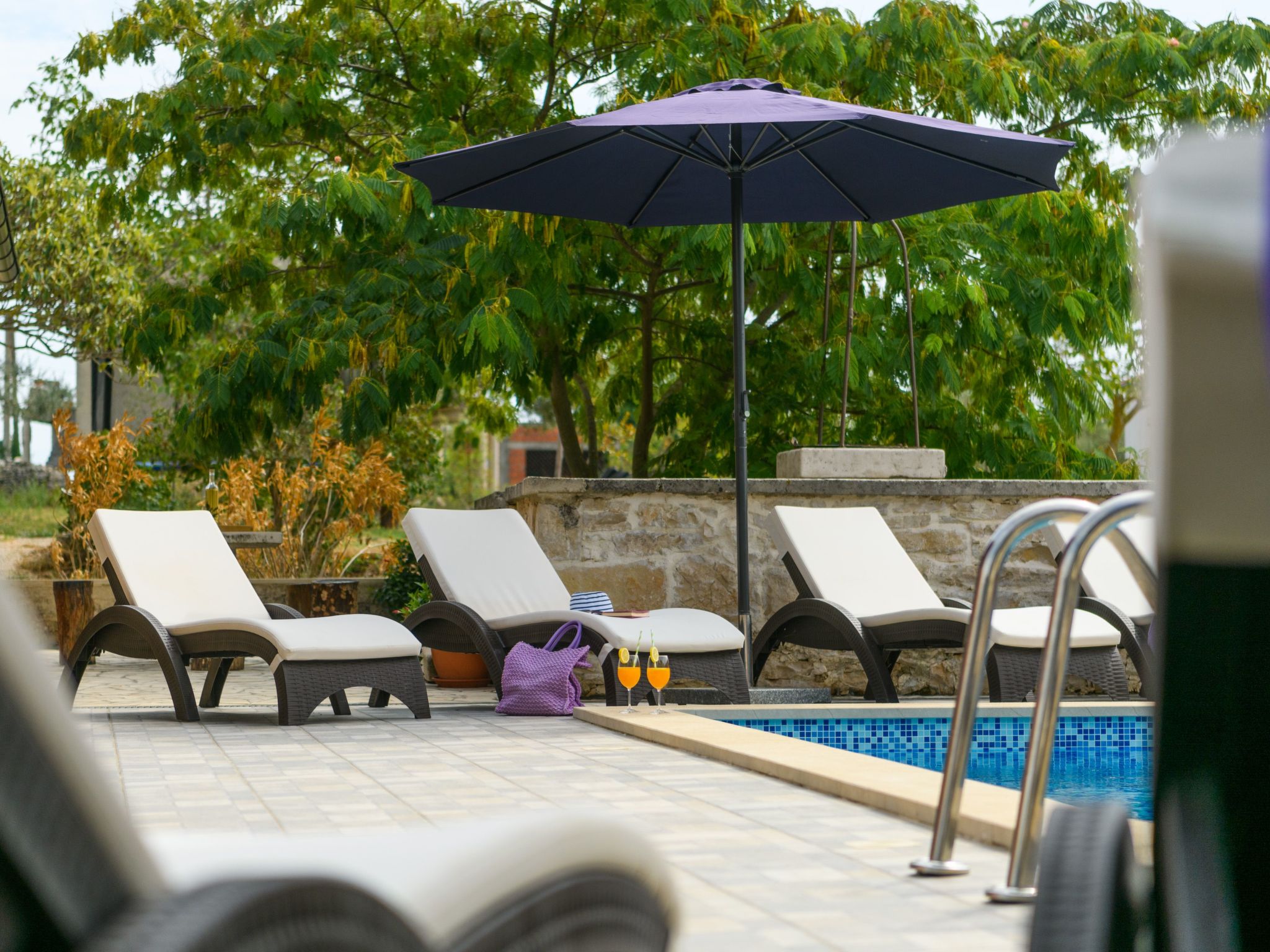 Villa mit privatem Pool auf einem 4000 Quadratmeter großen Grundstück.-Drinnen