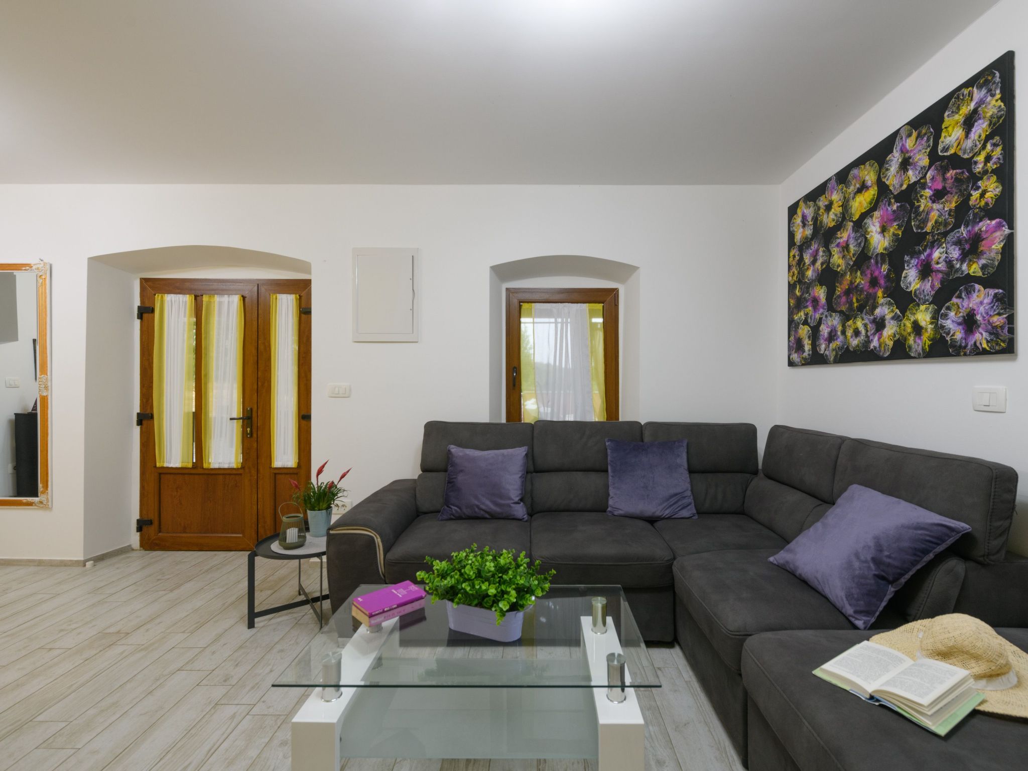 Villa mit privatem Pool auf einem 4000 Quadratmeter großen Grundstück.-Drinnen