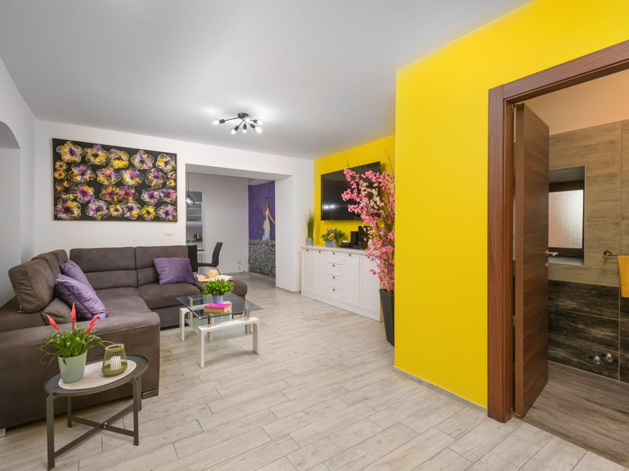 Villa mit privatem Pool auf einem 4000 Quadratmeter großen Grundstück.-Drinnen