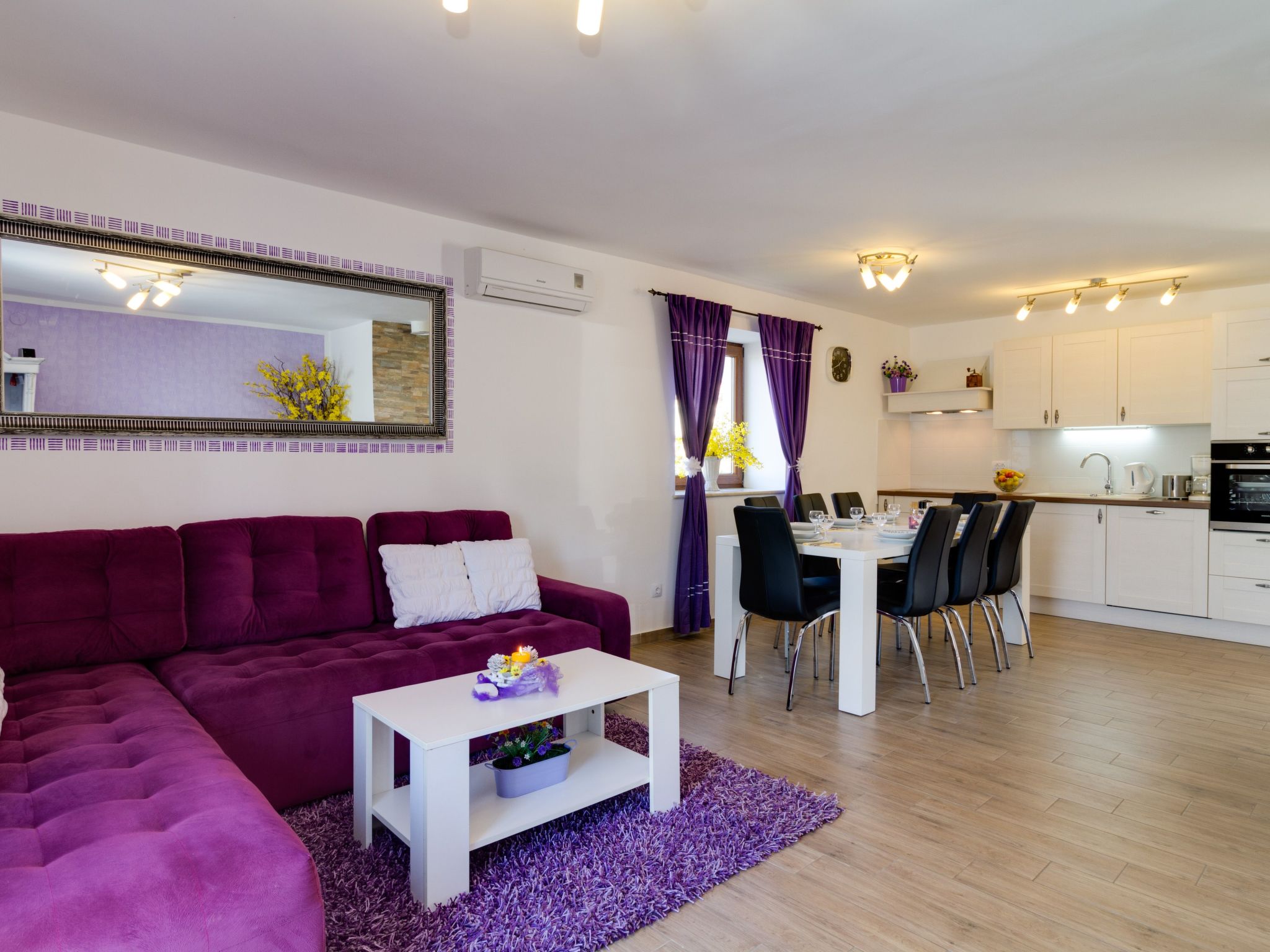 "Villa Agneza"-Binnen