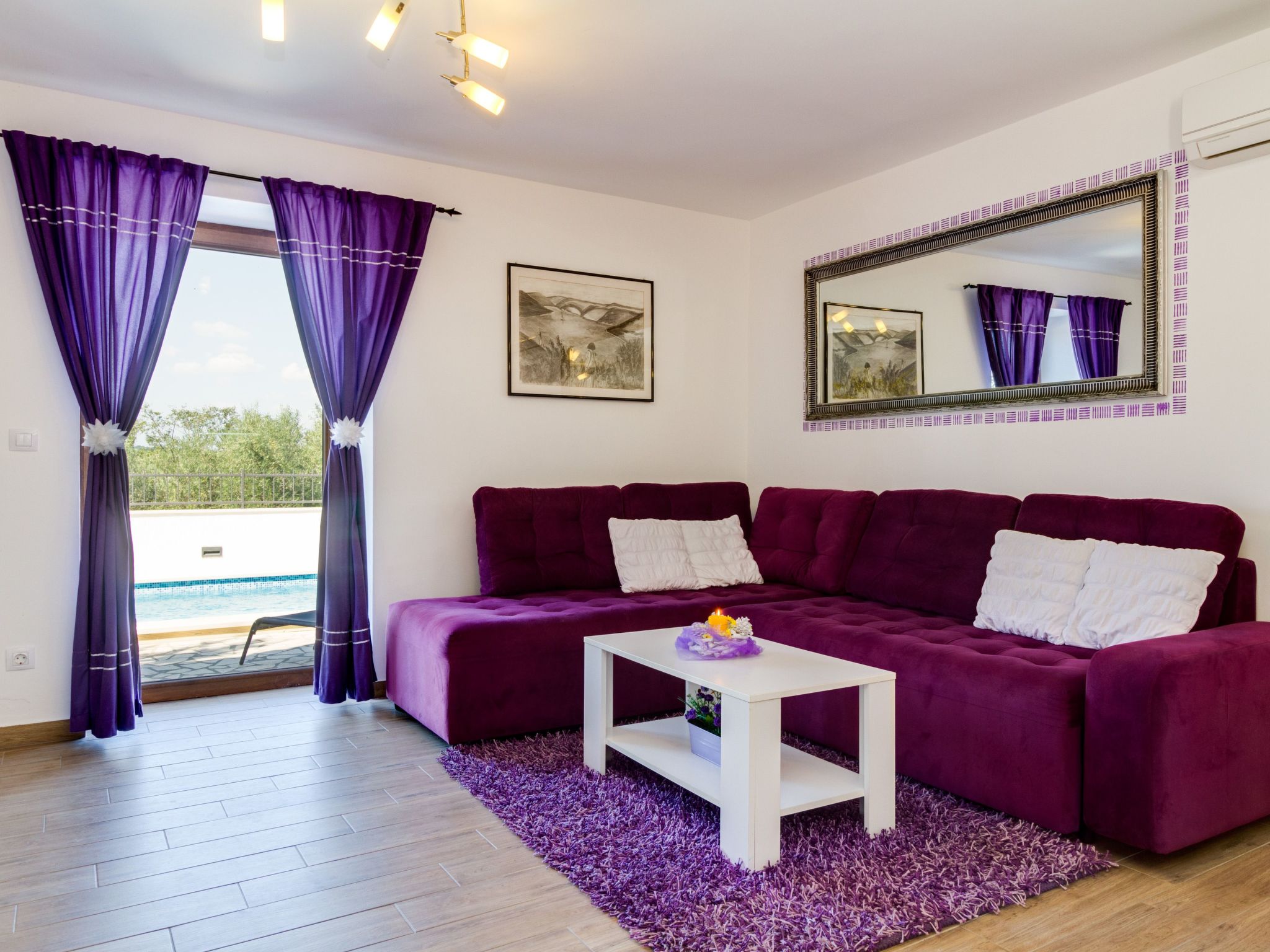 "Villa Agneza"-Binnen