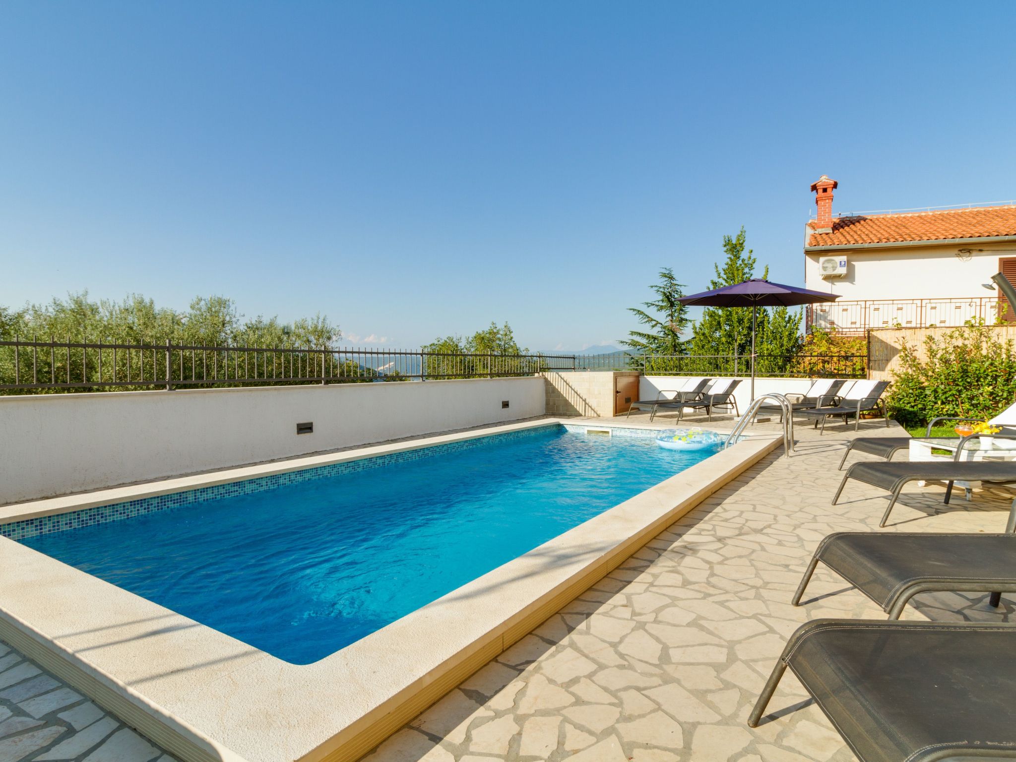 "Villa Agneza"-Binnen