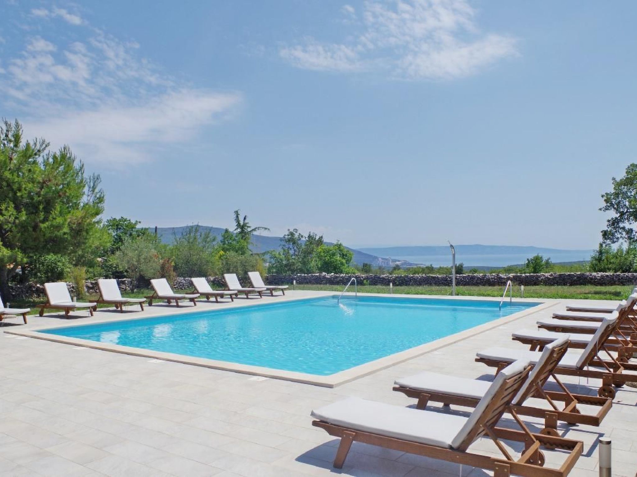 In Rakalj mit Grill, Garten und Terrasse