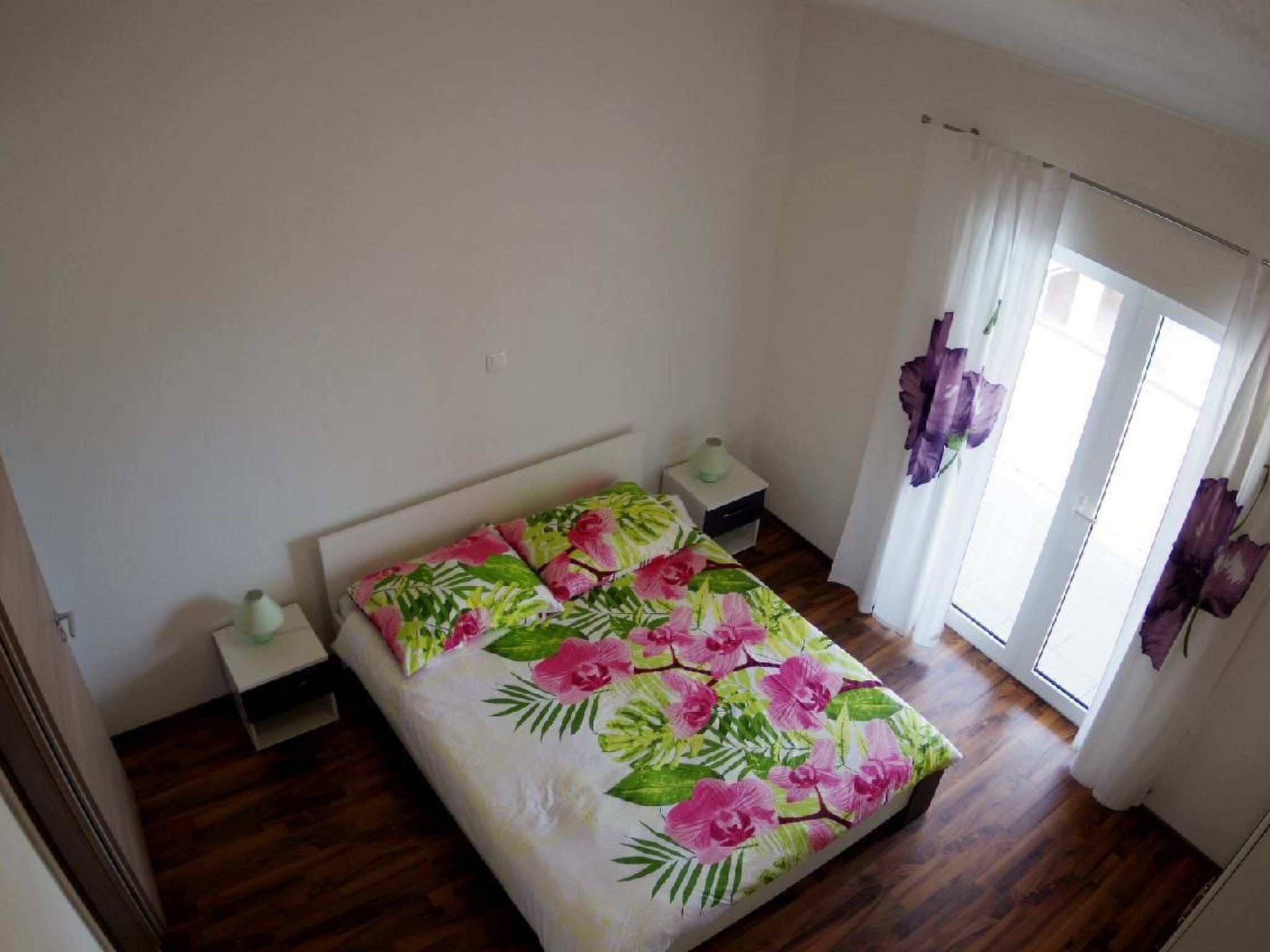 In Rakalj mit Grill, Garten und Terrasse-Dedans