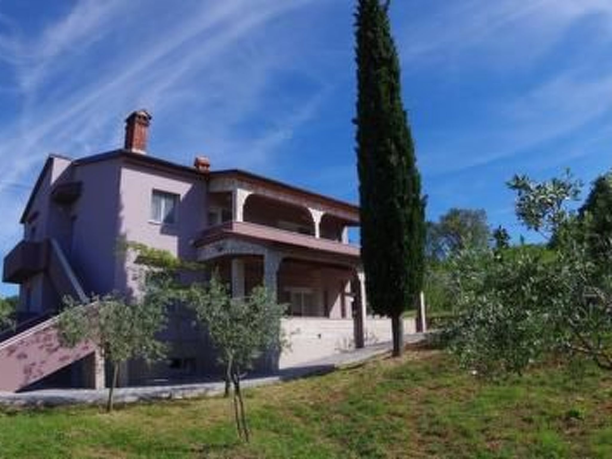 Wohnung in Rakalj mit privatem Parkplatz