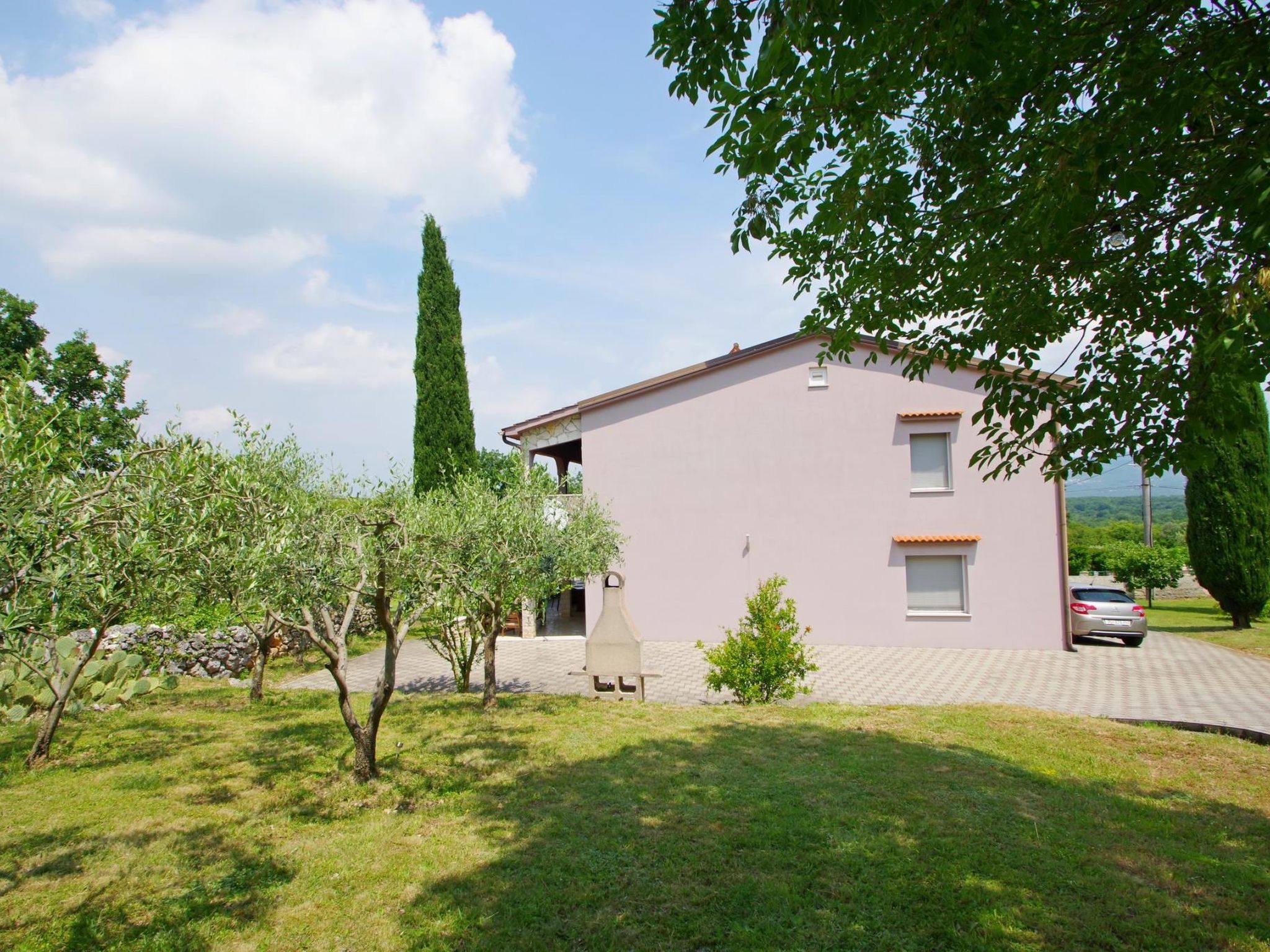 Ferienvilla "Nikolina"-Buiten