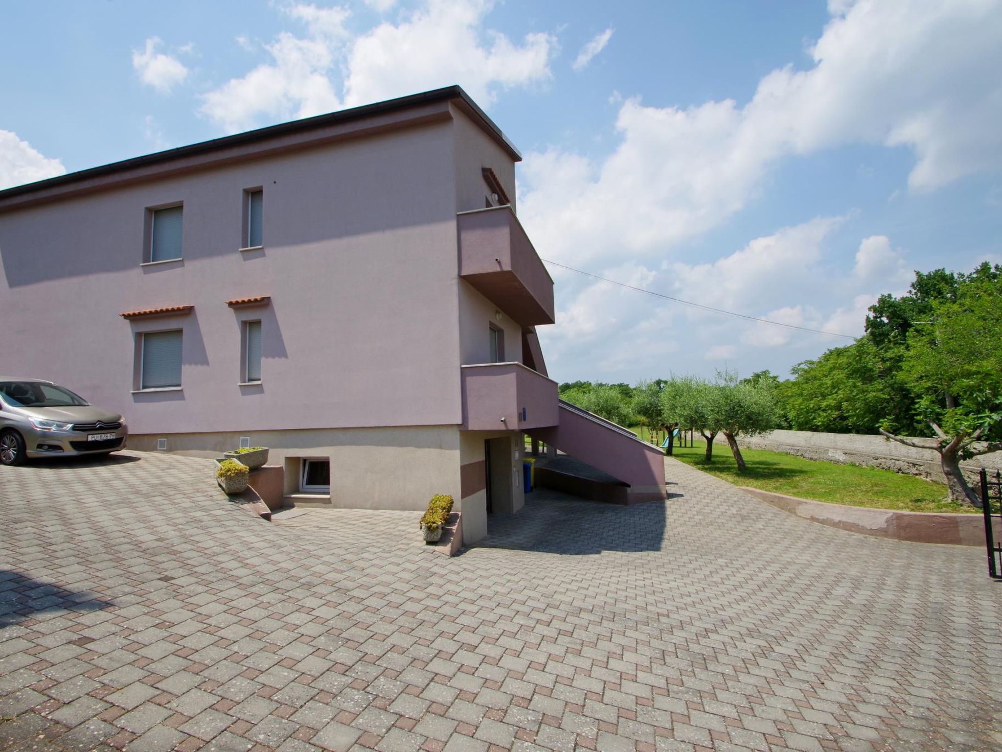 Ferienvilla "Nikolina"-Buiten