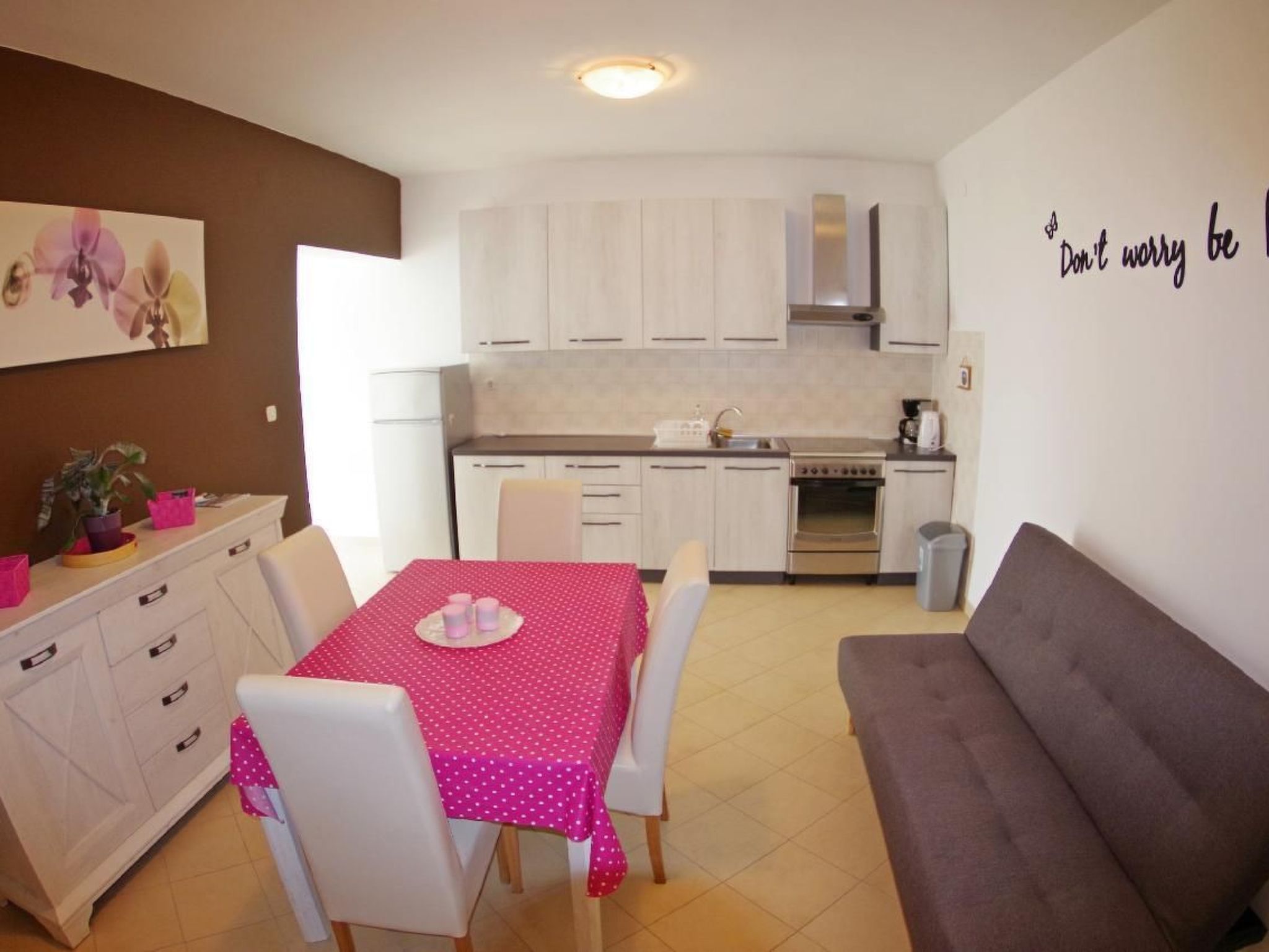 Wohnung in Rakalj mit Parkplatz und Poolblick-Image-tags.info