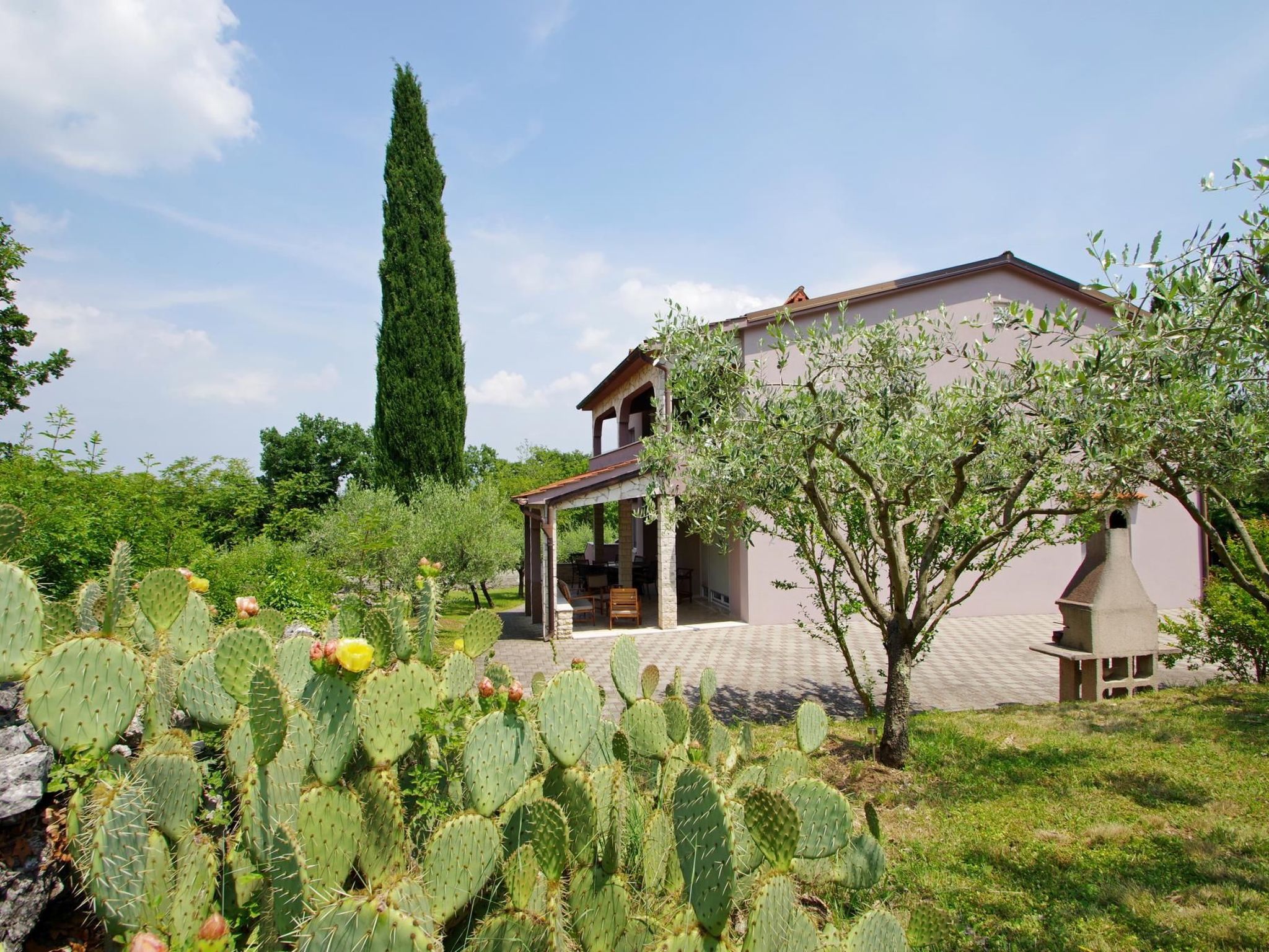 In Rakalj mit privatem Parkplatz-Image-tags.info