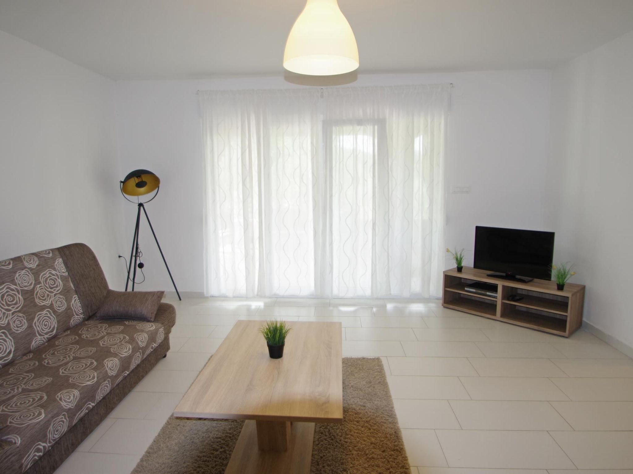 In Rakalj mit privatem Parkplatz-Image-tags.info