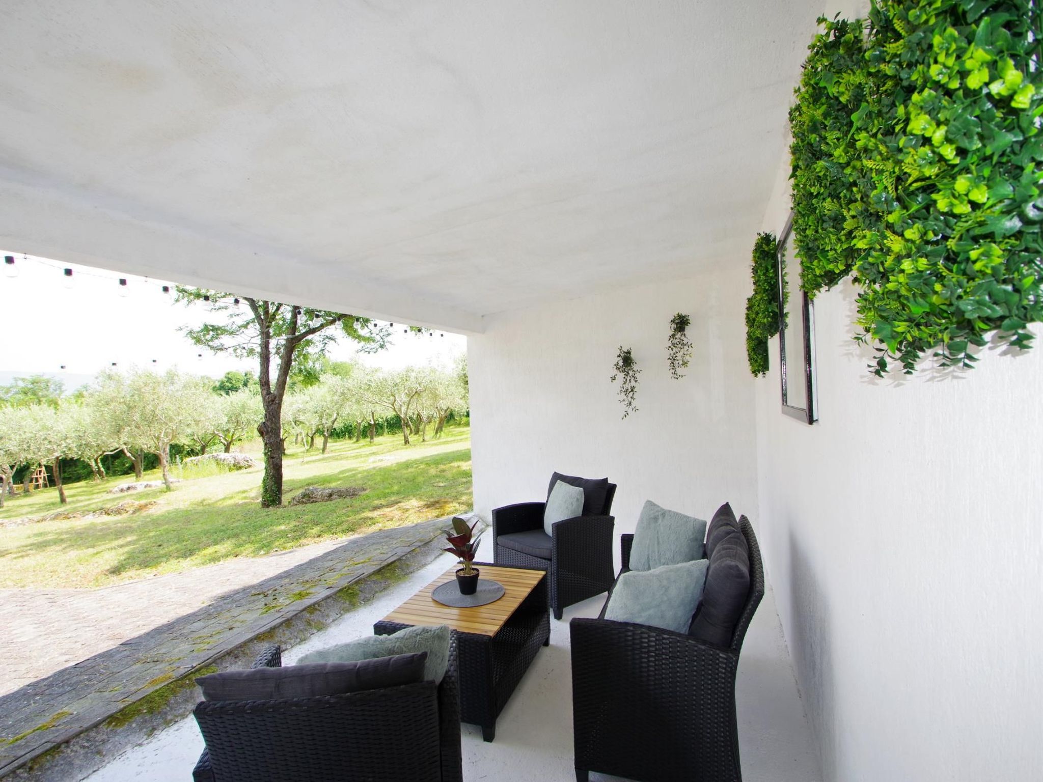 In Rakalj mit privatem Parkplatz-Binnen