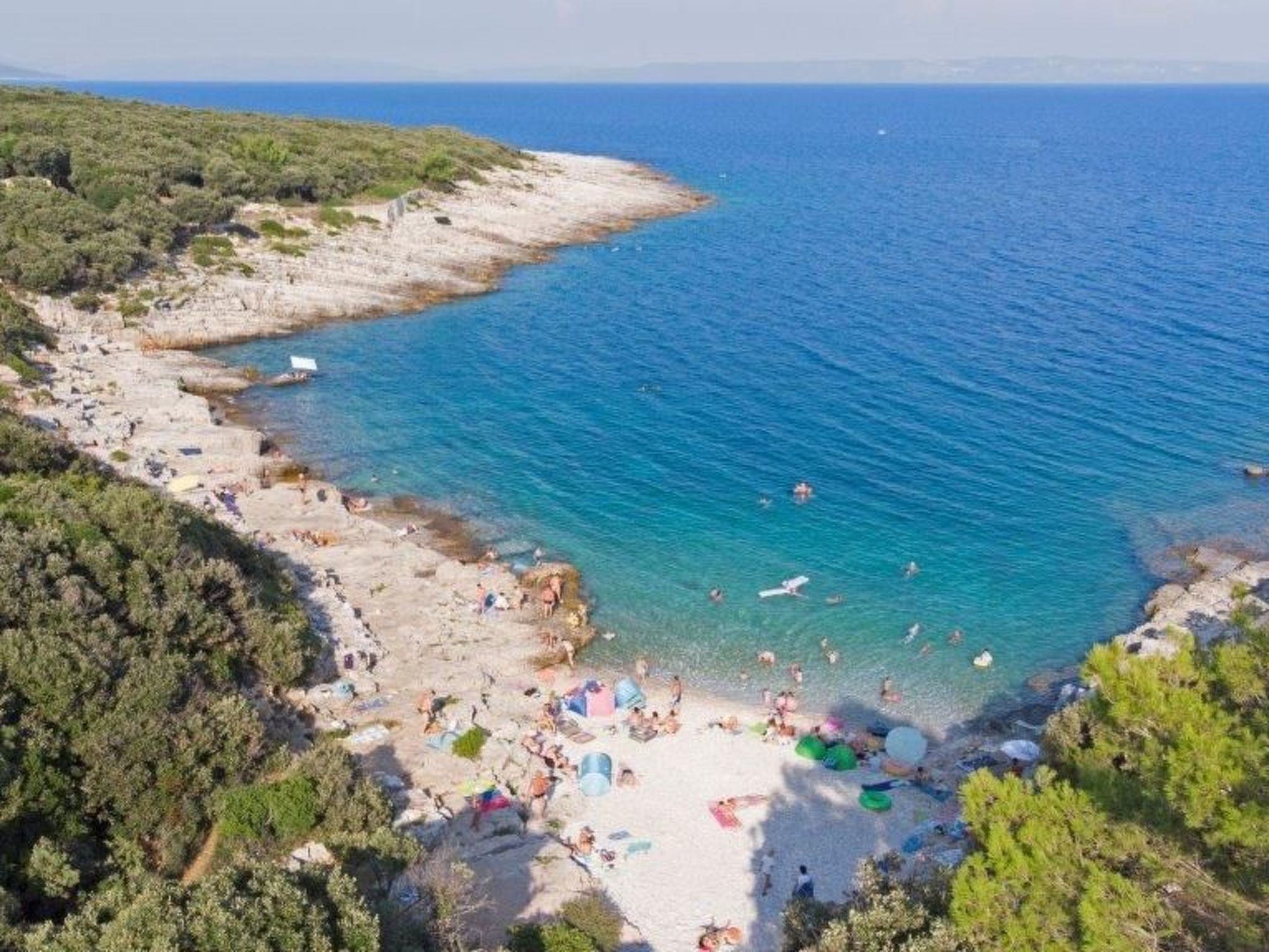 In Rakalj mit privatem Parkplatz-Buiten