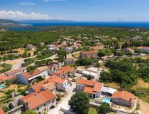 Villa Korina: privéparadijs met zwembad vlakbij zee in Rakalj, Istrië - thumbnail 5