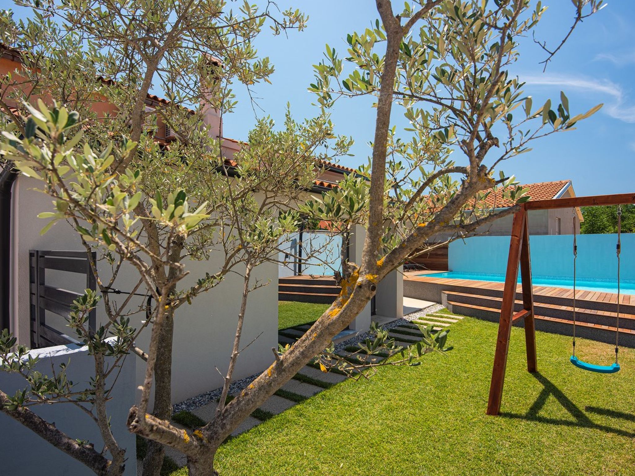 Villa Korina: privéparadijs met zwembad vlakbij zee in Rakalj, Istrië - foto 3