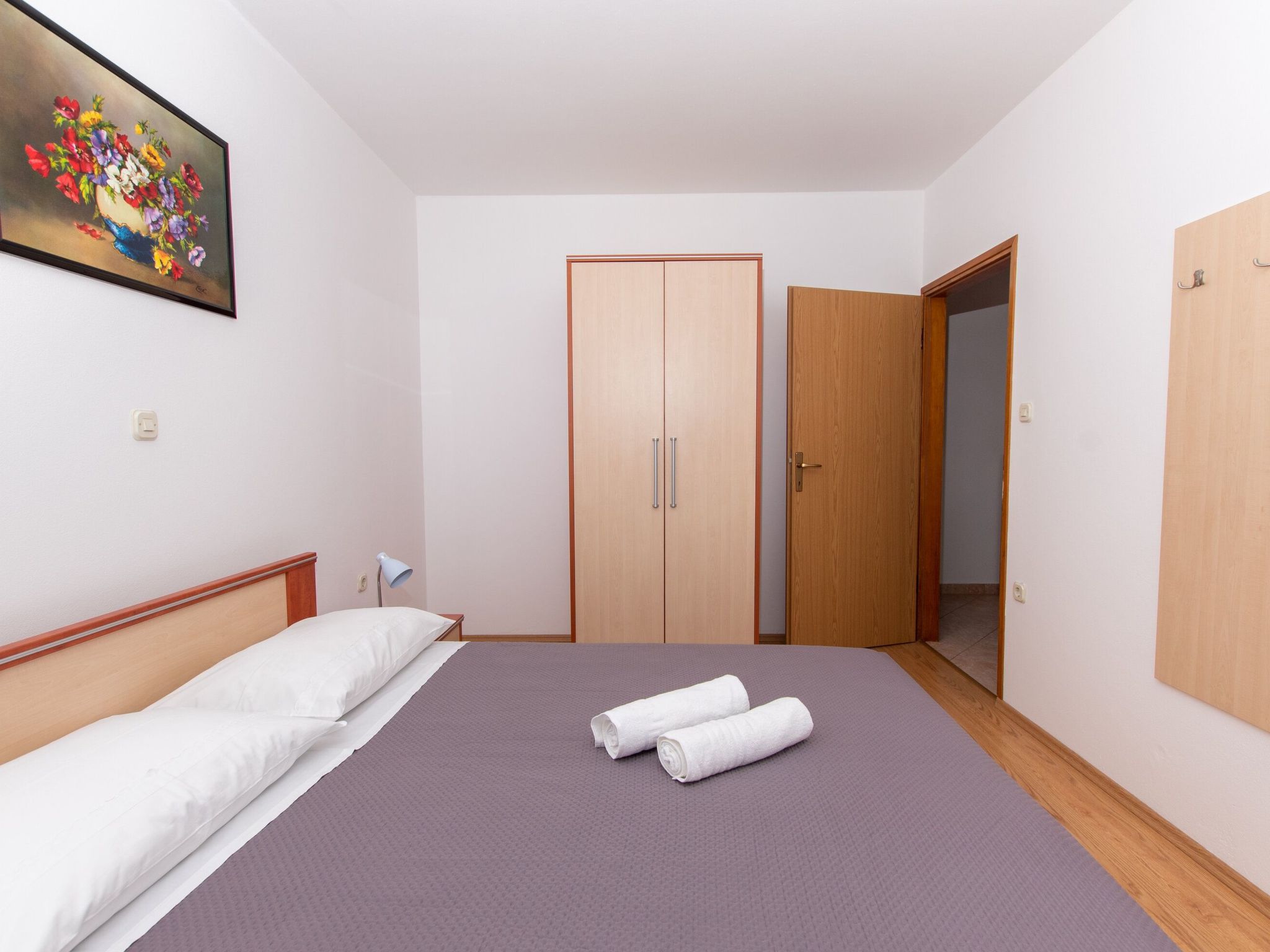 Am Südhang gelegen mit Meerblick-Binnen