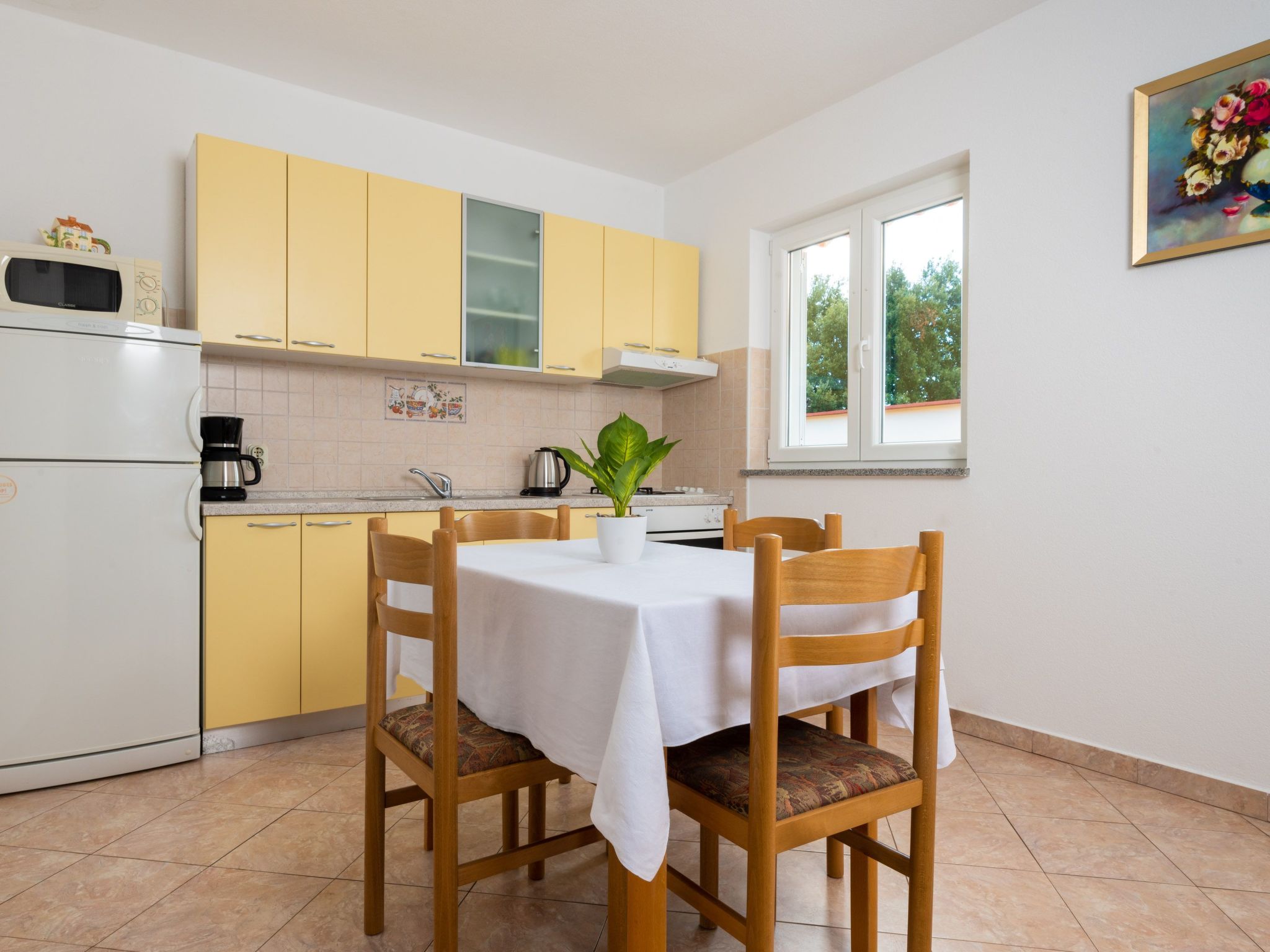 Am Südhang gelegen mit Meerblick-Binnen