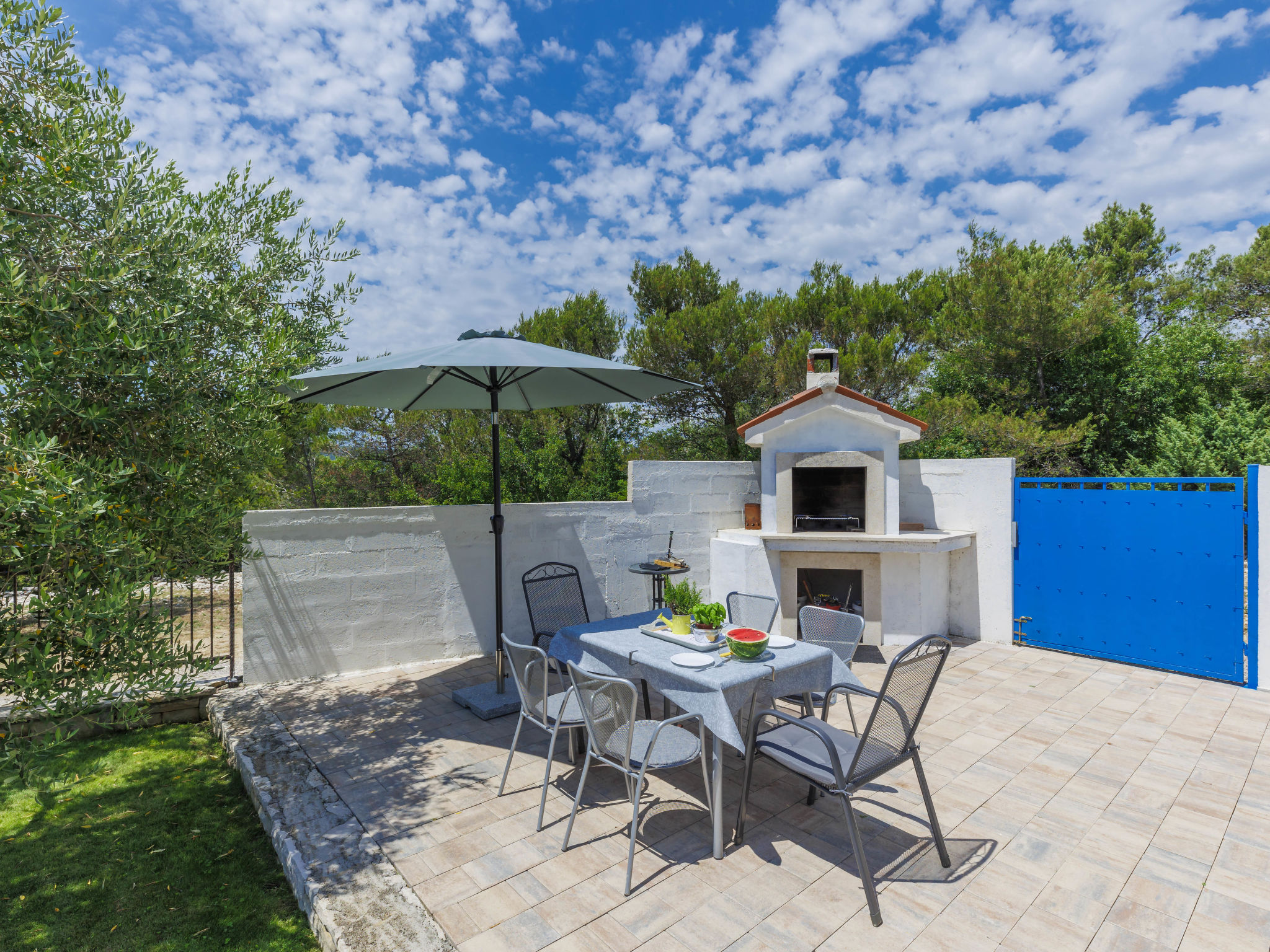 Villa Dina: Vrijstaande oase met privézwembad nabij strand Trget - foto 53