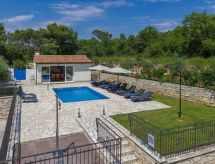 Villa Mare: authentiek Kroatisch vakantiehuis met privézwembad bij Trget - thumbnail 5