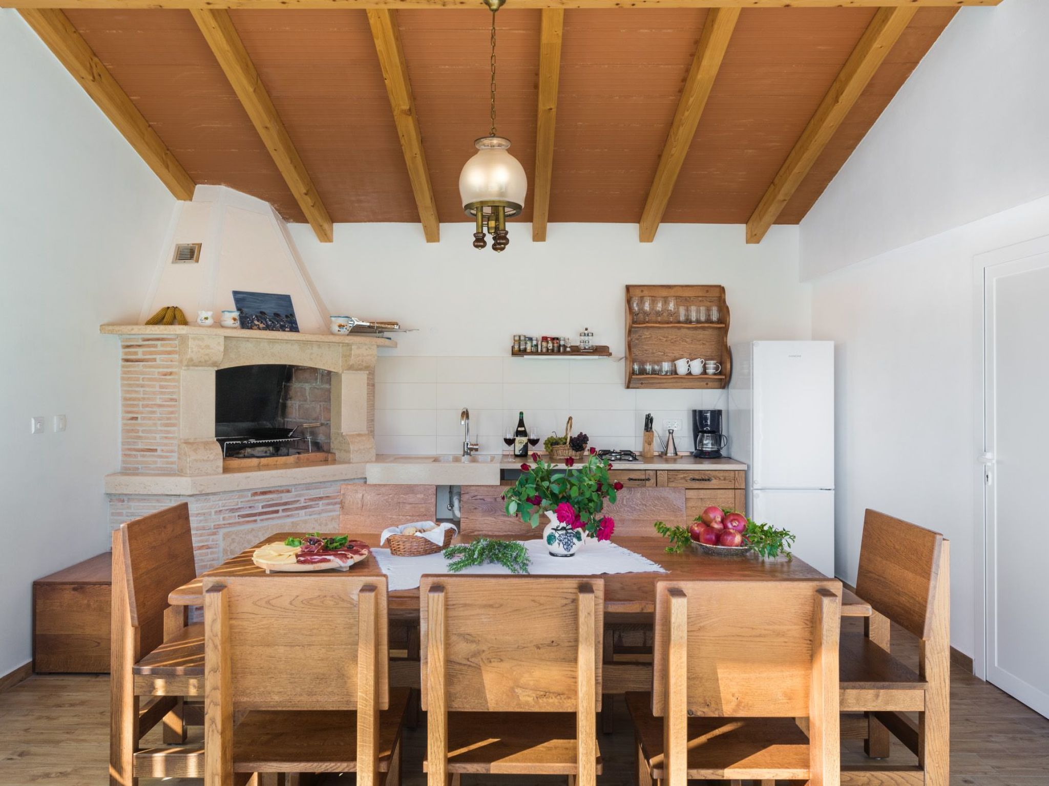 Villa 'Villa Mare' mit privatem Pool-Drinnen