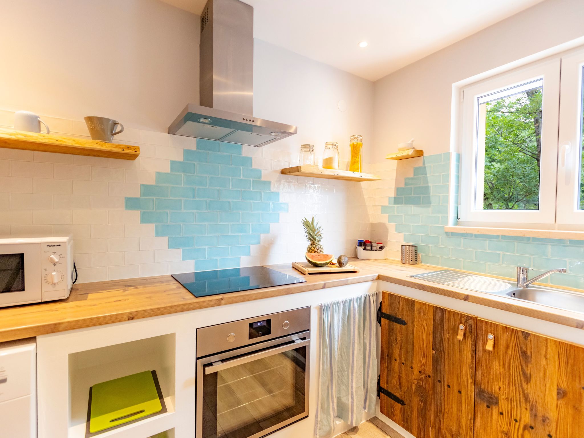 Detailgestaltete Villa mit Pool, Sauna und Hot Tub-Drinnen