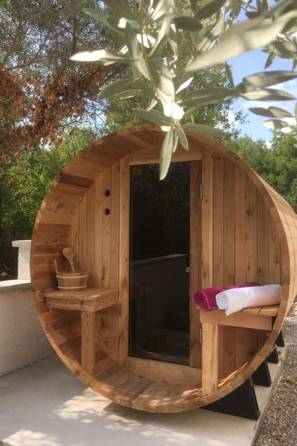 Detailgestaltete Villa mit Pool, Sauna und Hot Tub-Drinnen