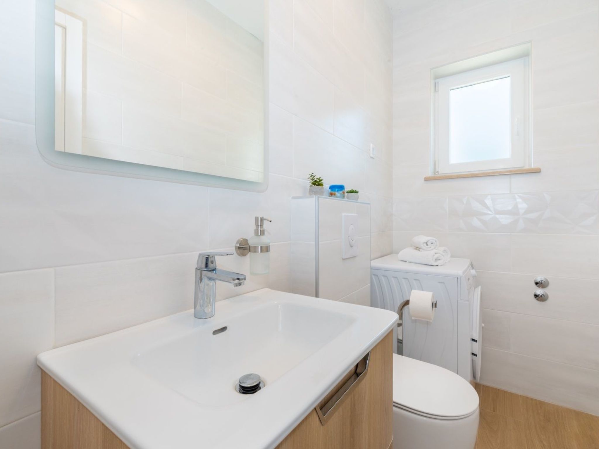 Schöne Villa Camellia mit privatem Pool-Drinnen