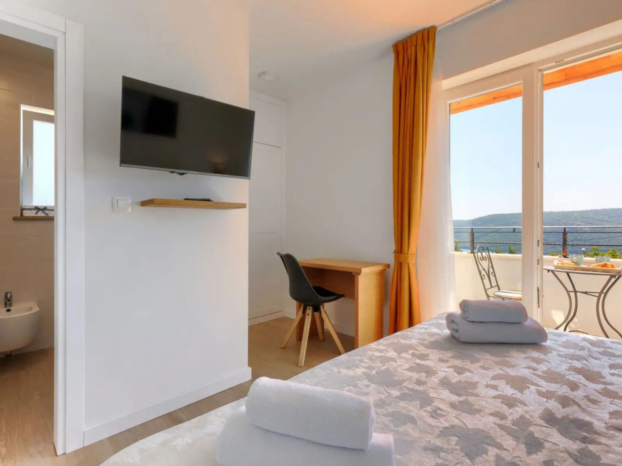 Schöne Villa Camellia mit privatem Pool-Drinnen