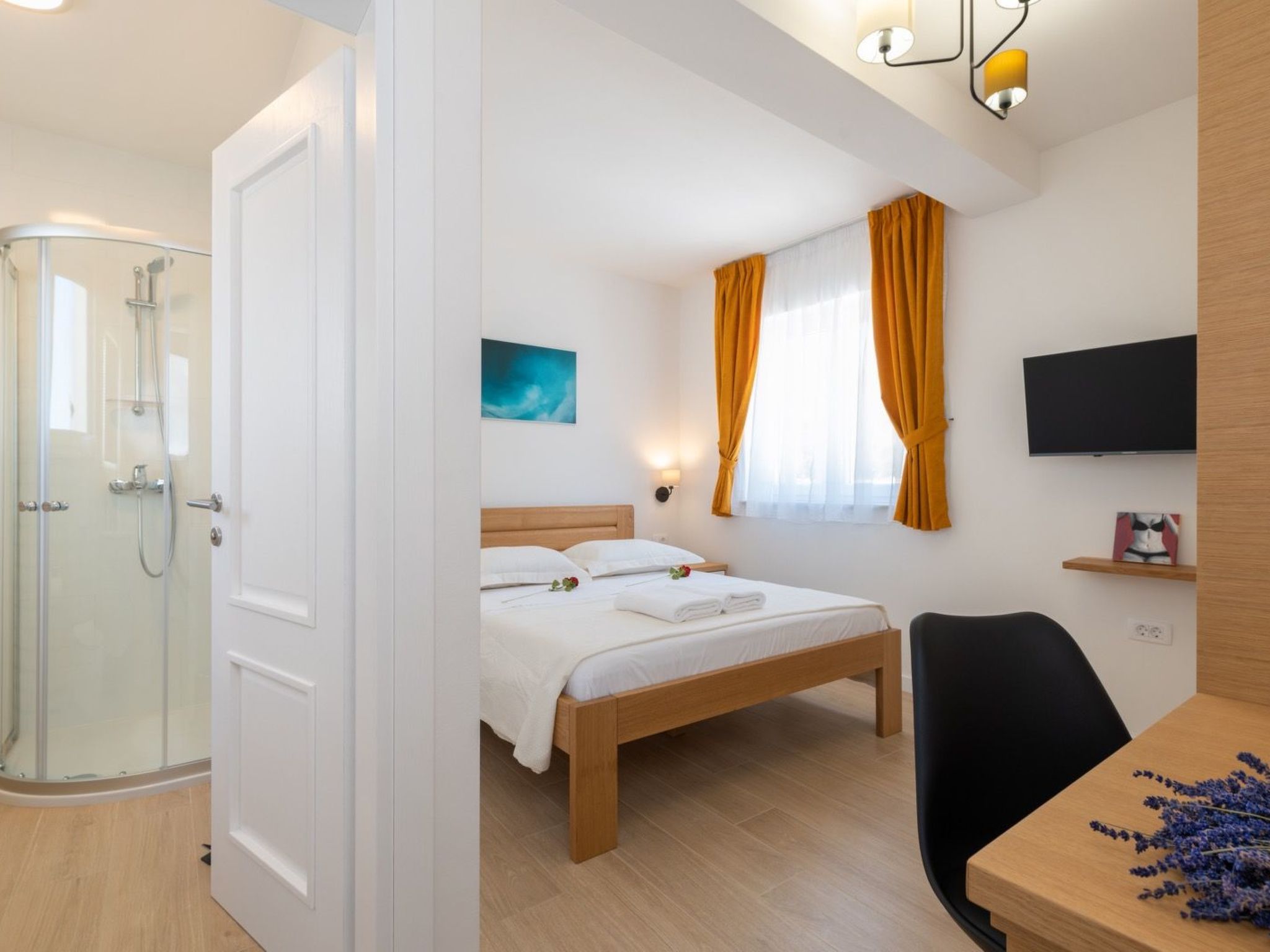 Schöne Villa Camellia mit privatem Pool-Drinnen