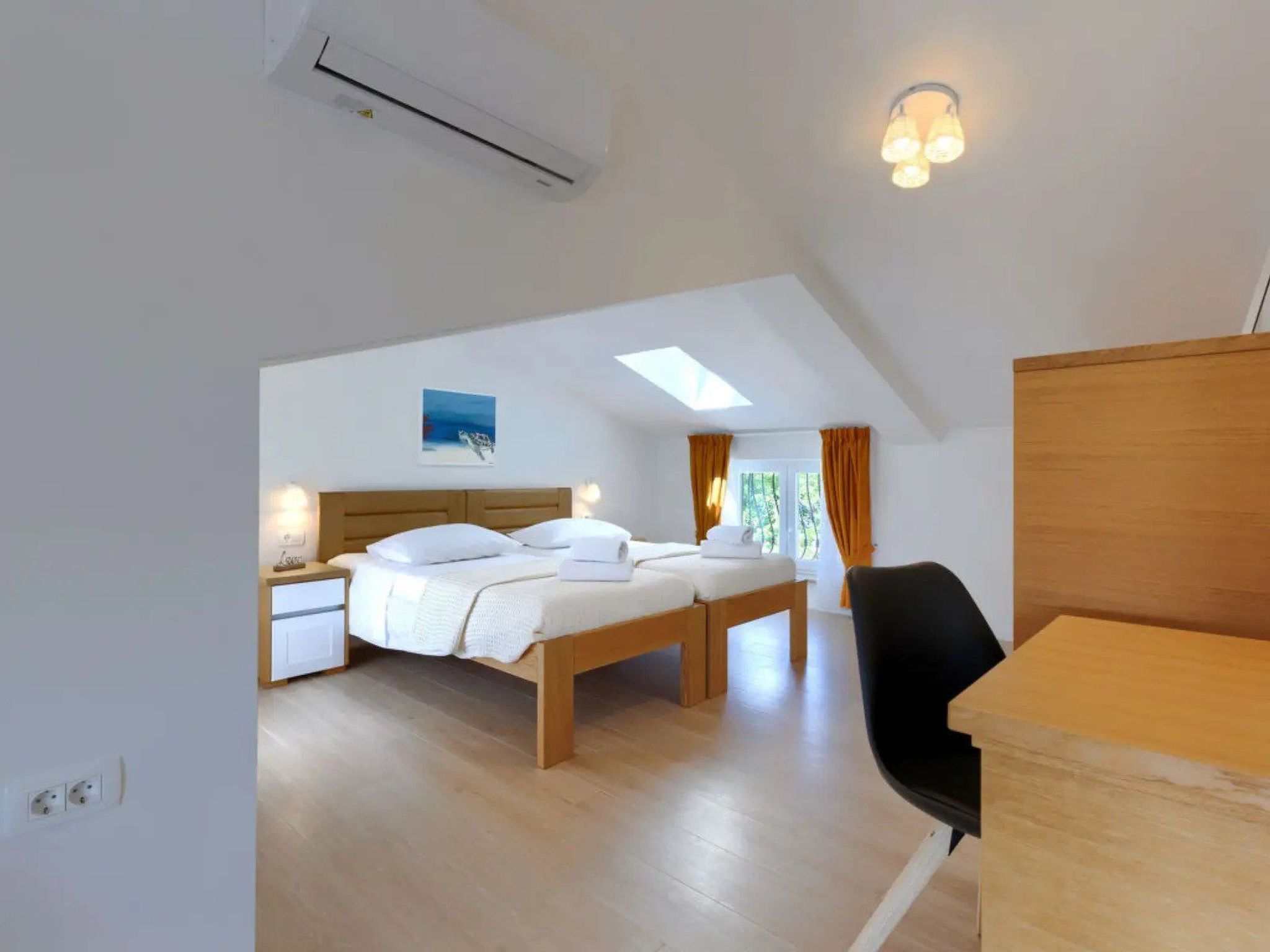 Schöne Villa Camellia mit privatem Pool-Drinnen