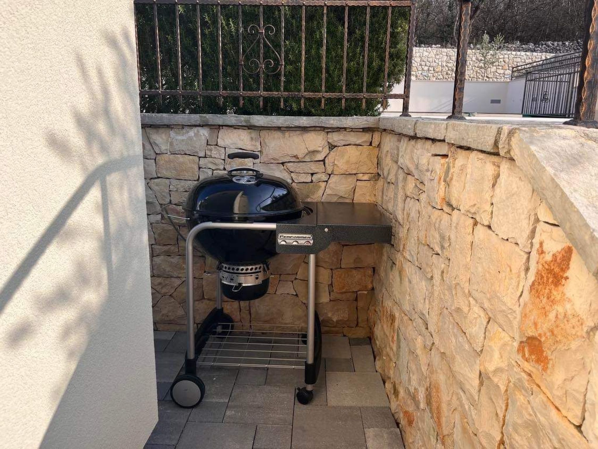 Schöne Villa Camellia mit privatem Pool-Drinnen