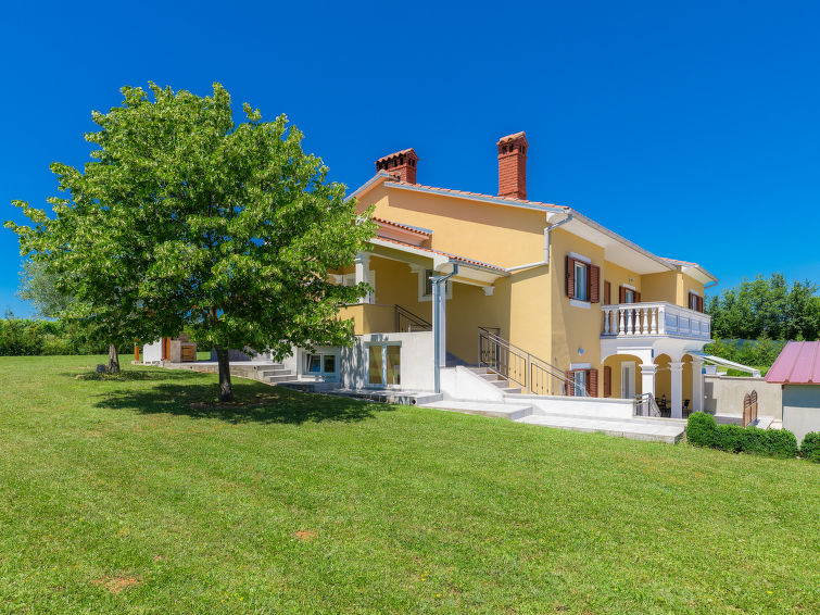 Search and Stay destination Koromani, Istarska županija - Croatia from AU$ 234. Melian
