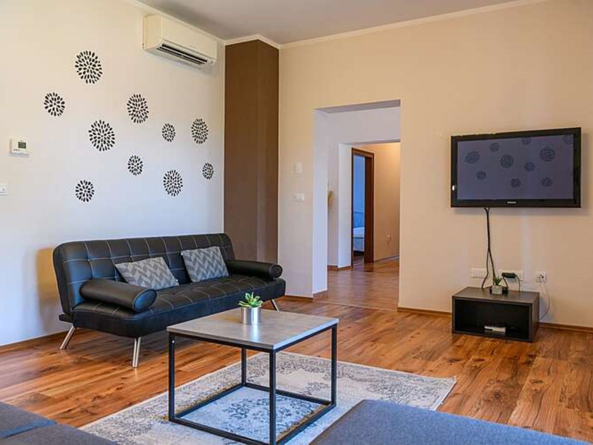 Komfortable, ruhige Erdgeschoss-Ferienwohnung-Drinnen